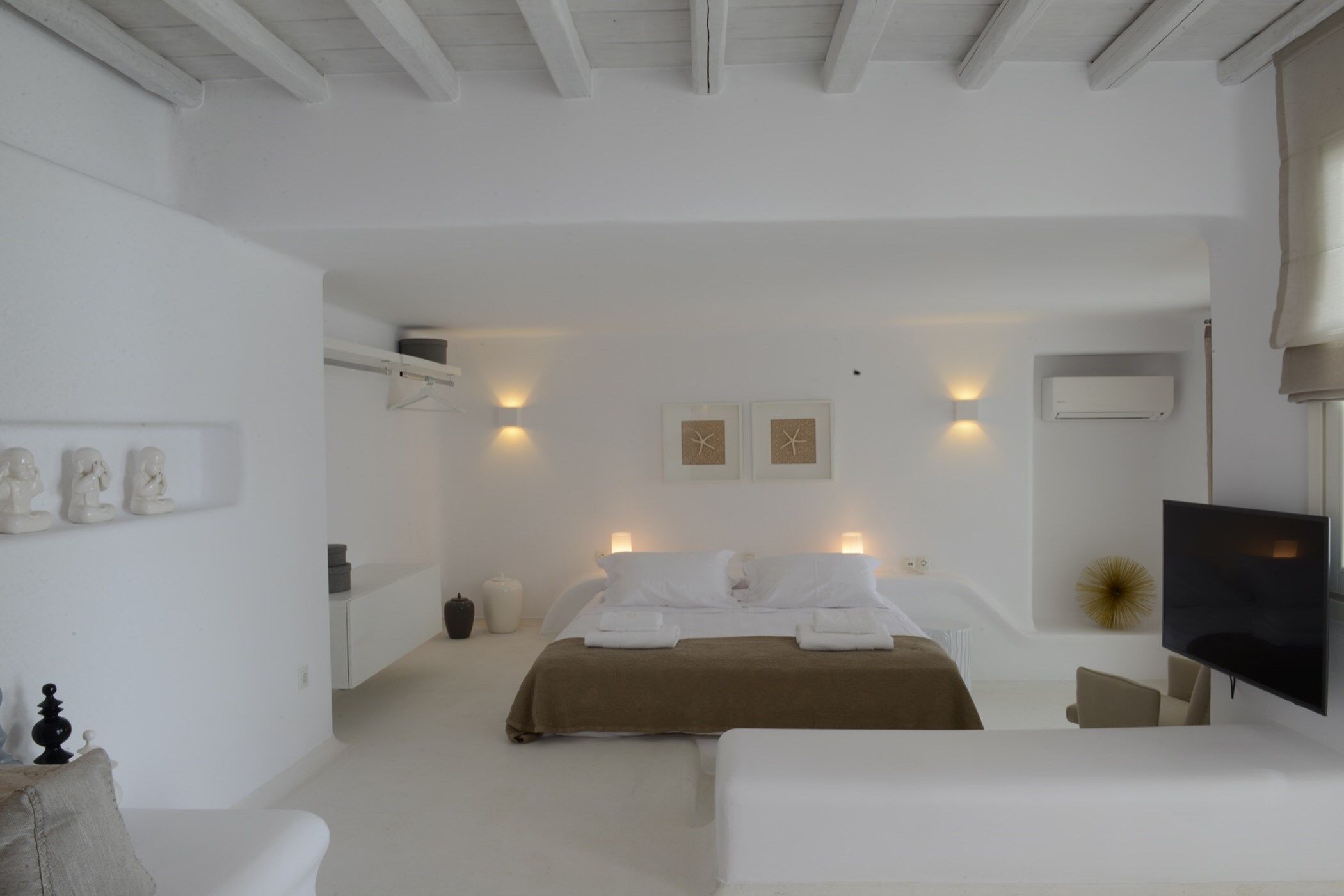 Villa Olivia Gallary Image 1