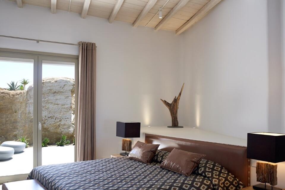 Villa Paris Gallery Image 2