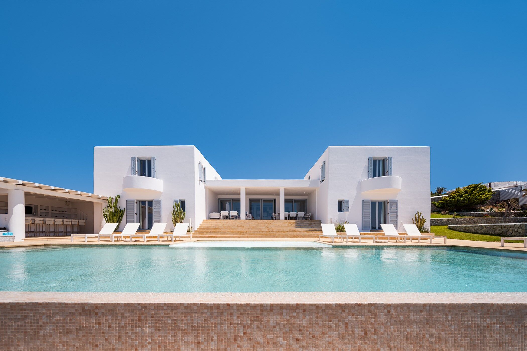 Villa Sea Front Gallary Image 3