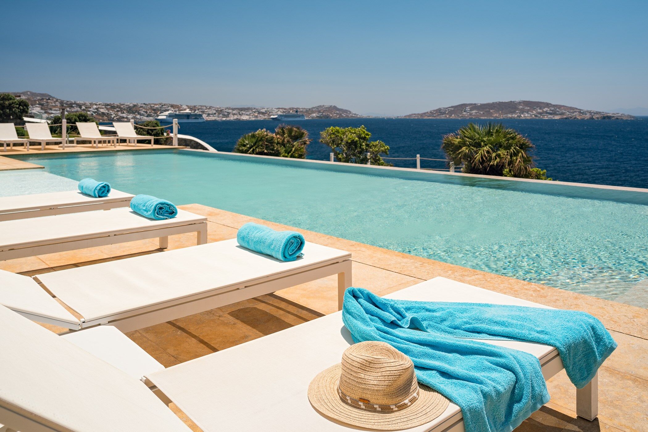 Villa Sea Front Gallary Image 6