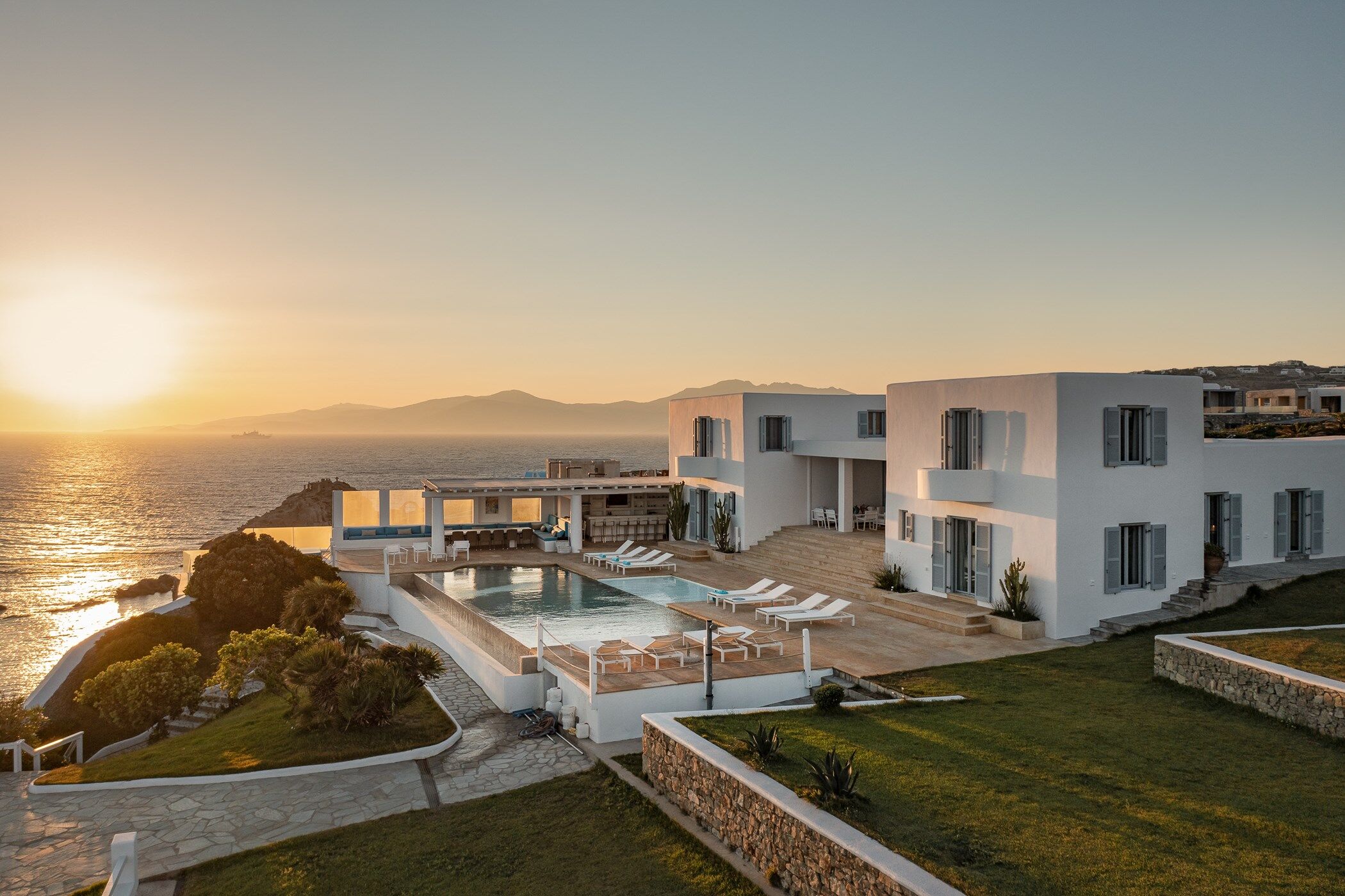 Villa Sea Front Gallary Image 6