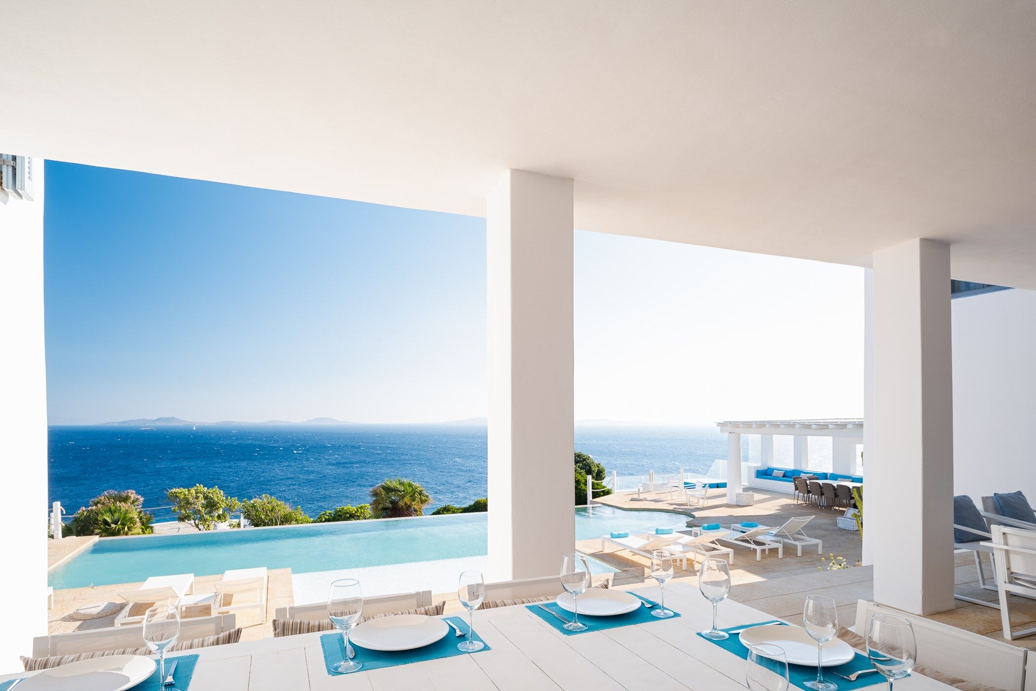 Villa Sea Front Gallary Image 3