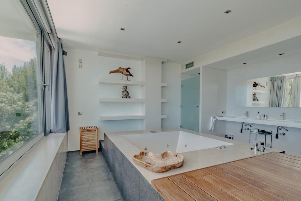 Villa Serenity Gallery Image 1
