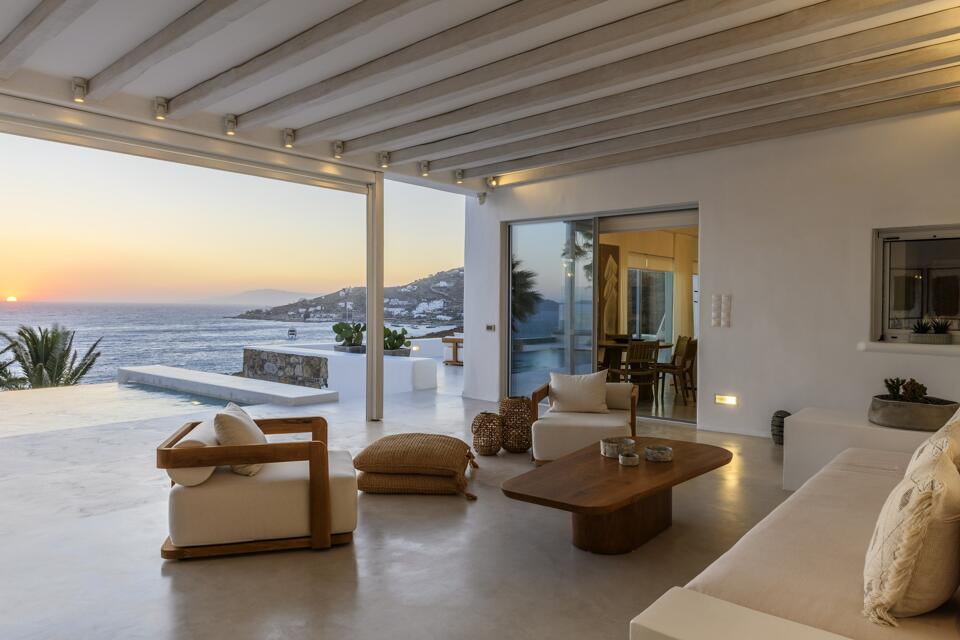 Villa South Beach Gallery Image 6