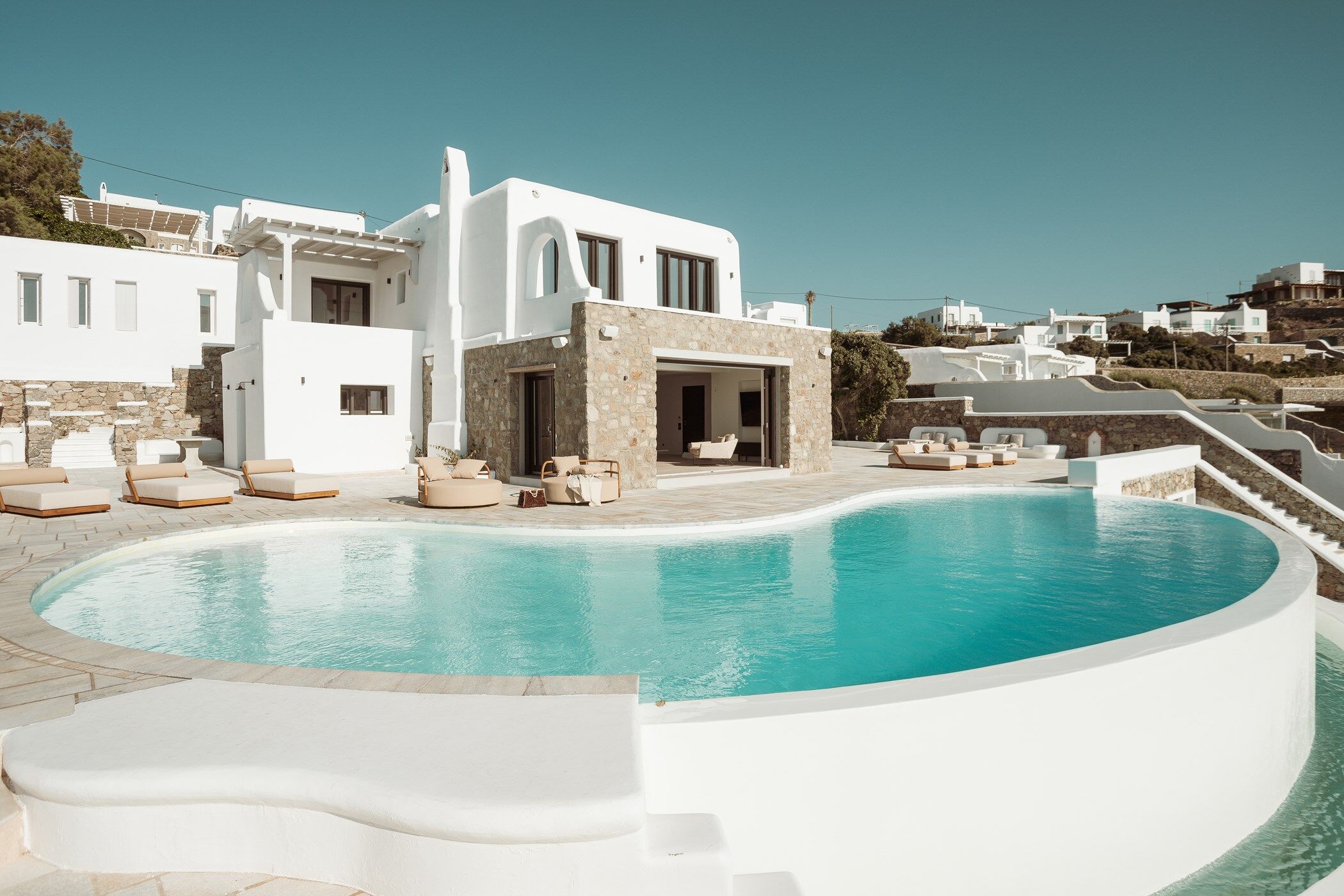 villa-twilight-image-3