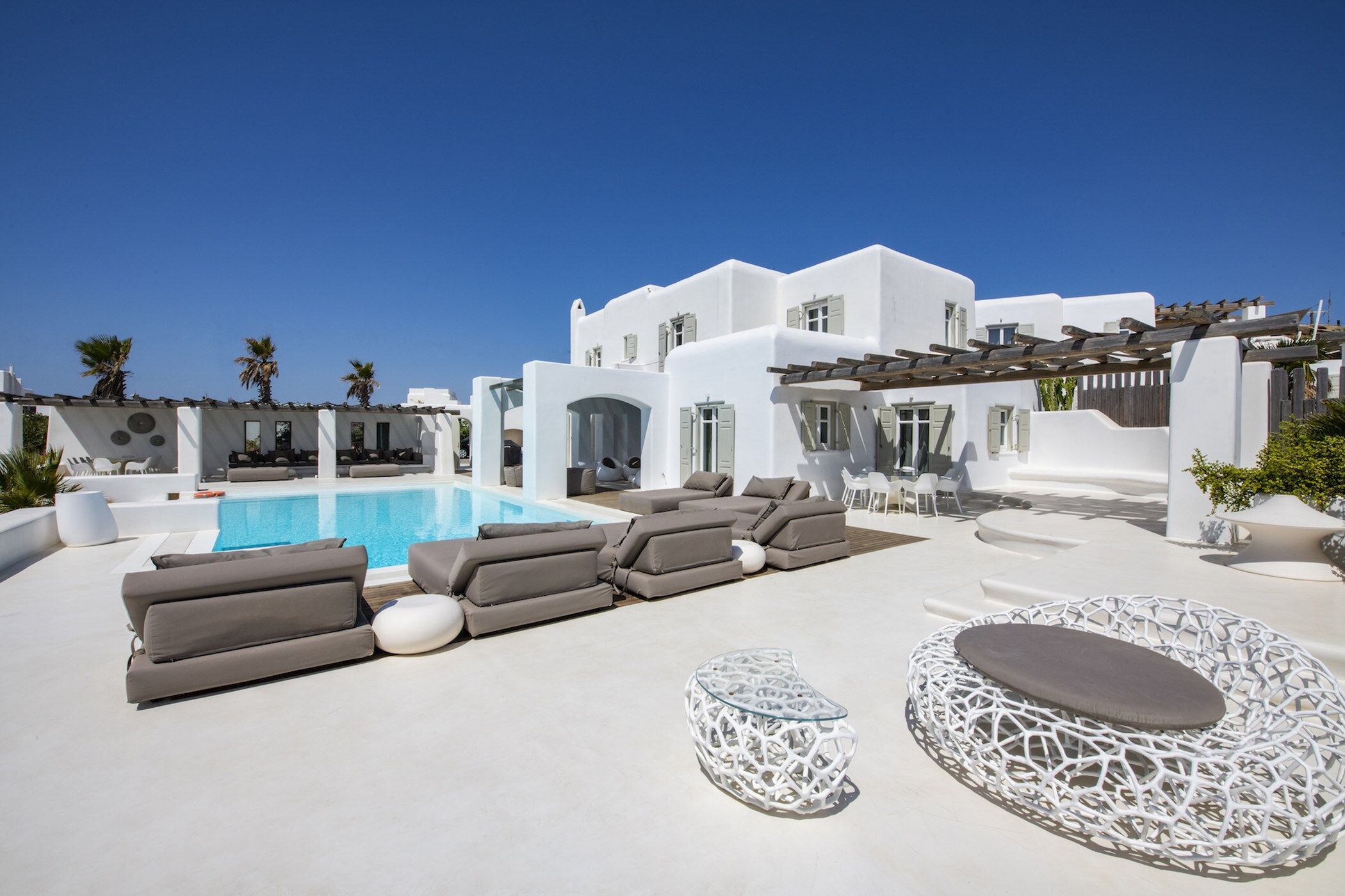 villa-zoe-image-2