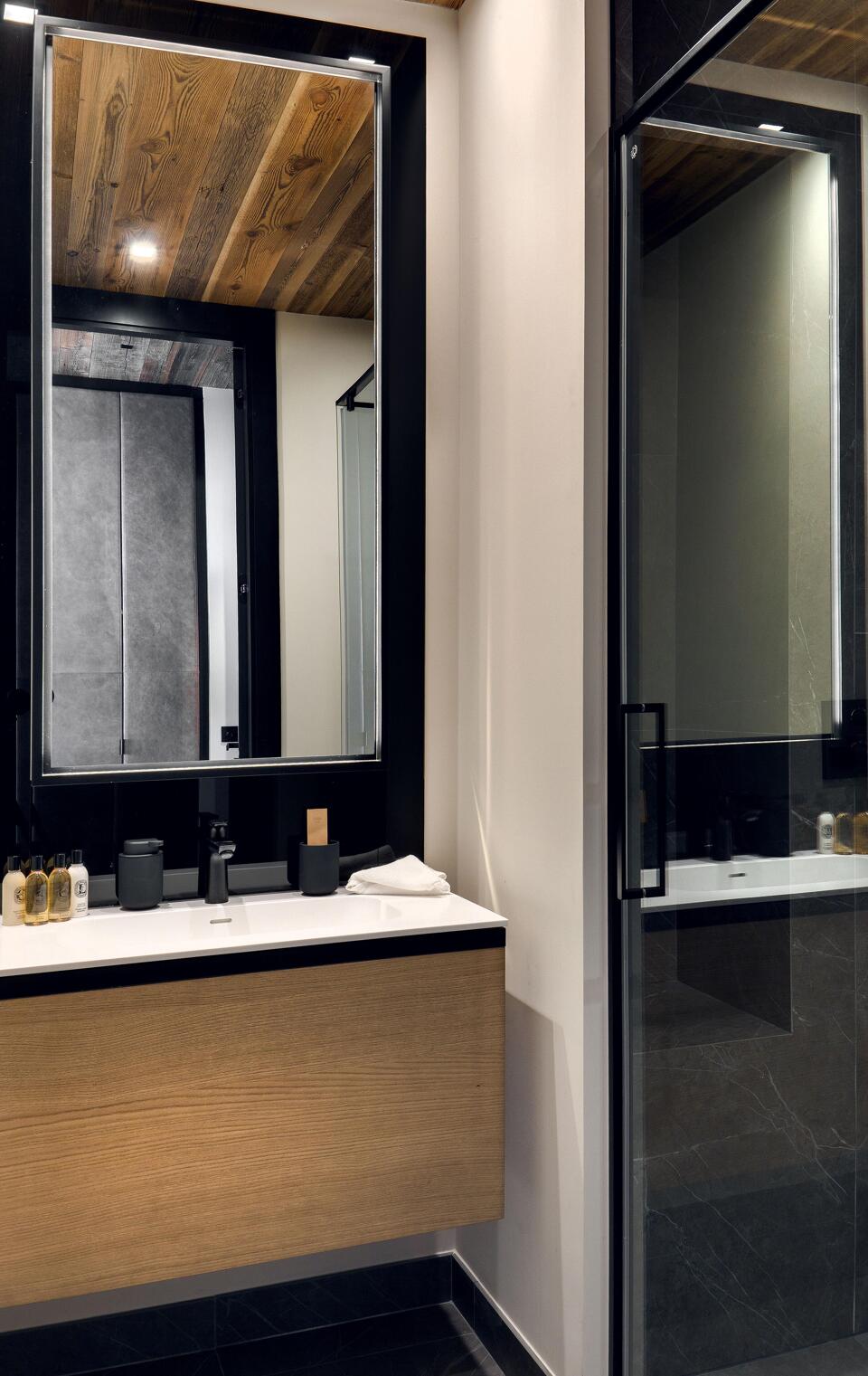 Apartment Naos 204 D Gallery Image 5