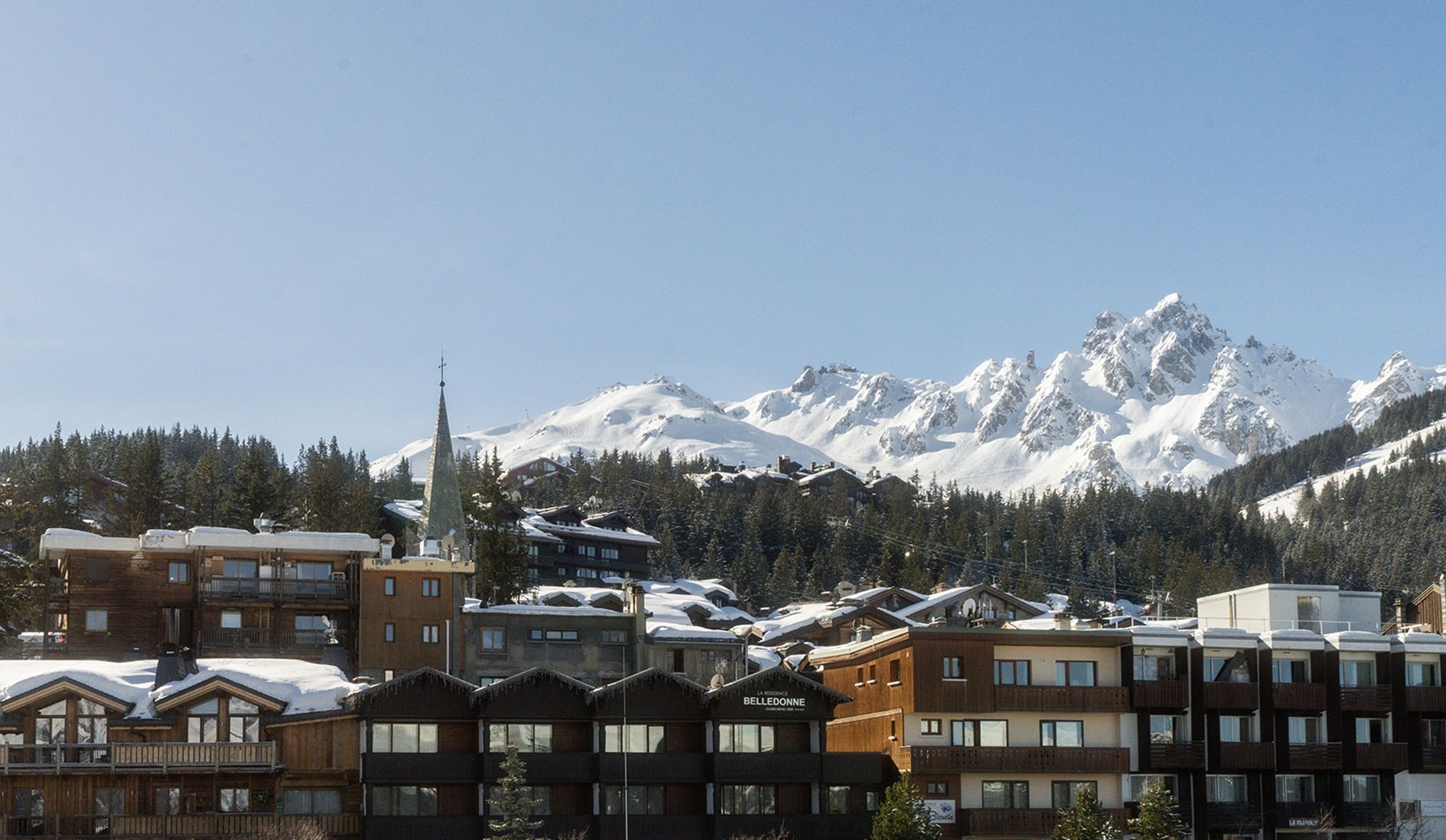 Apartment White Peak Gallary Image 6