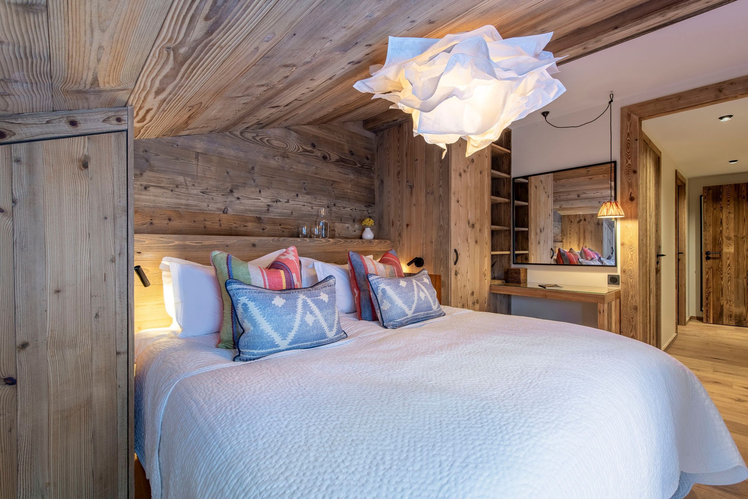 Arolay Penthouse Gallary Image 6