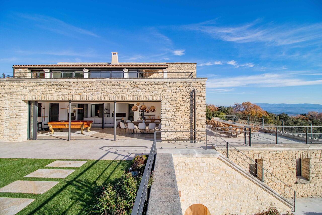 Exterior view of one of the incredible Bluemoon villas