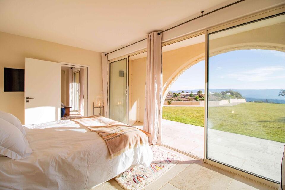 Bastide M Gallery Image 2