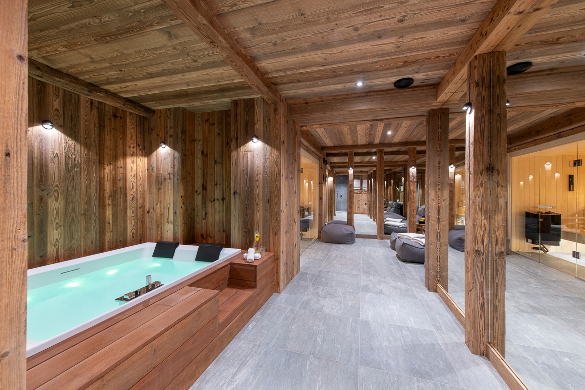 chalet-1850-image-2