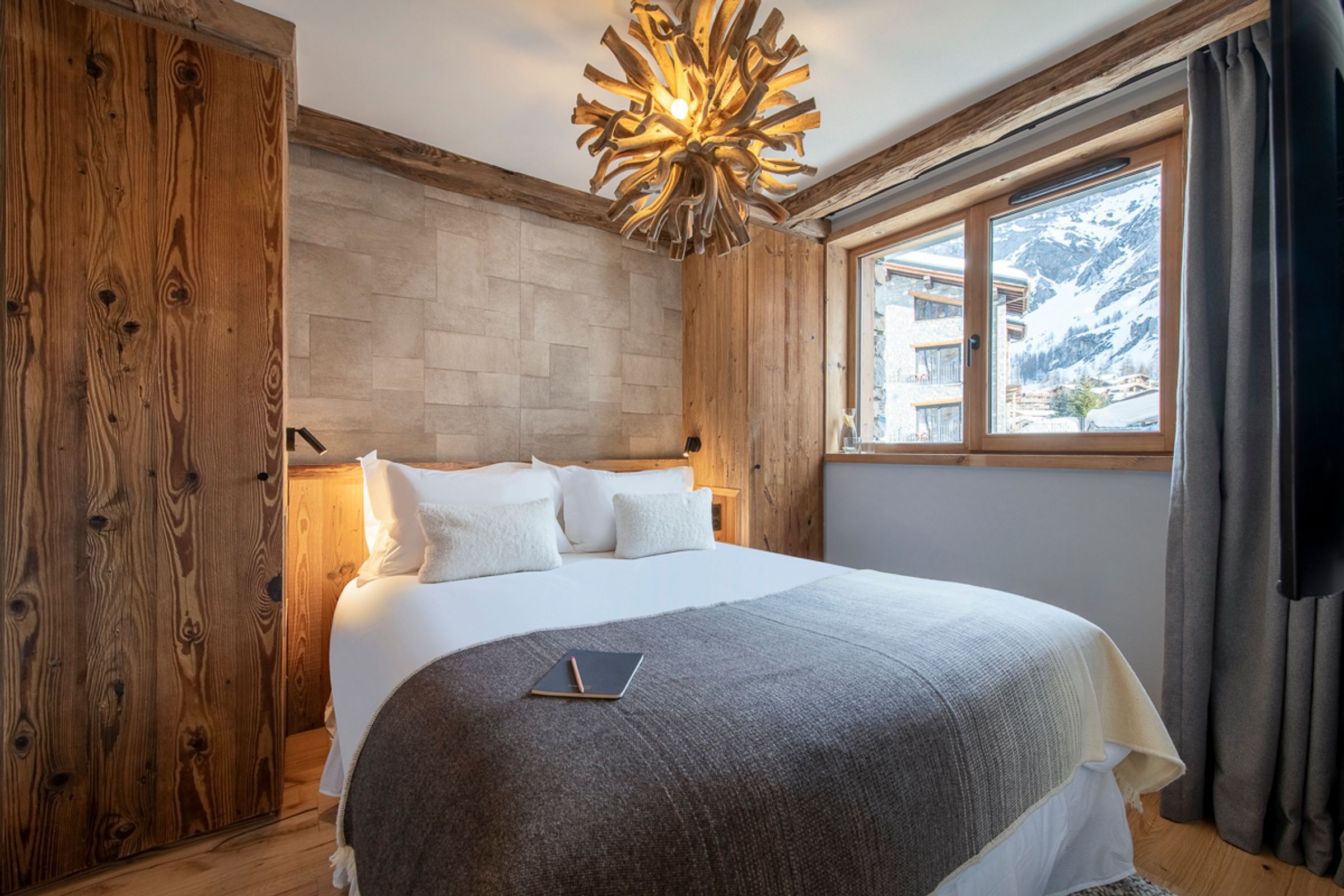 Chalet 1850 Gallary Image 6
