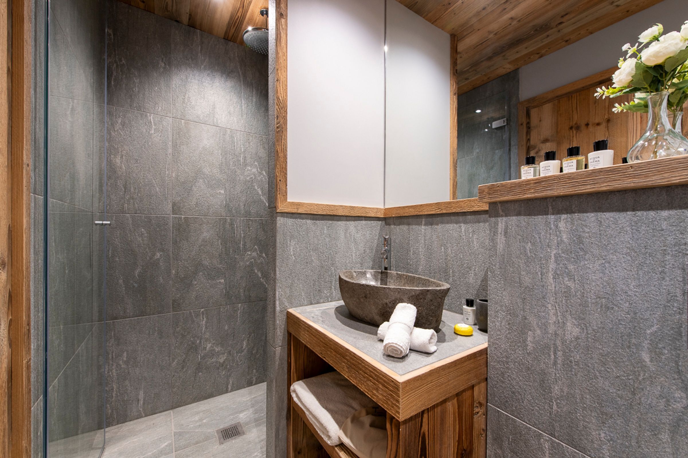 Chalet 1850 Gallary Image 1