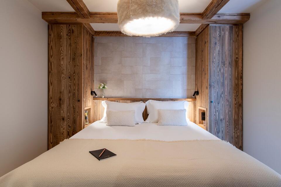 Chalet 1850 Gallery Image 2