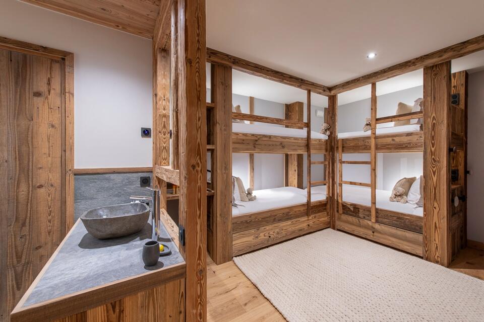 Chalet 1850 Gallery Image 4