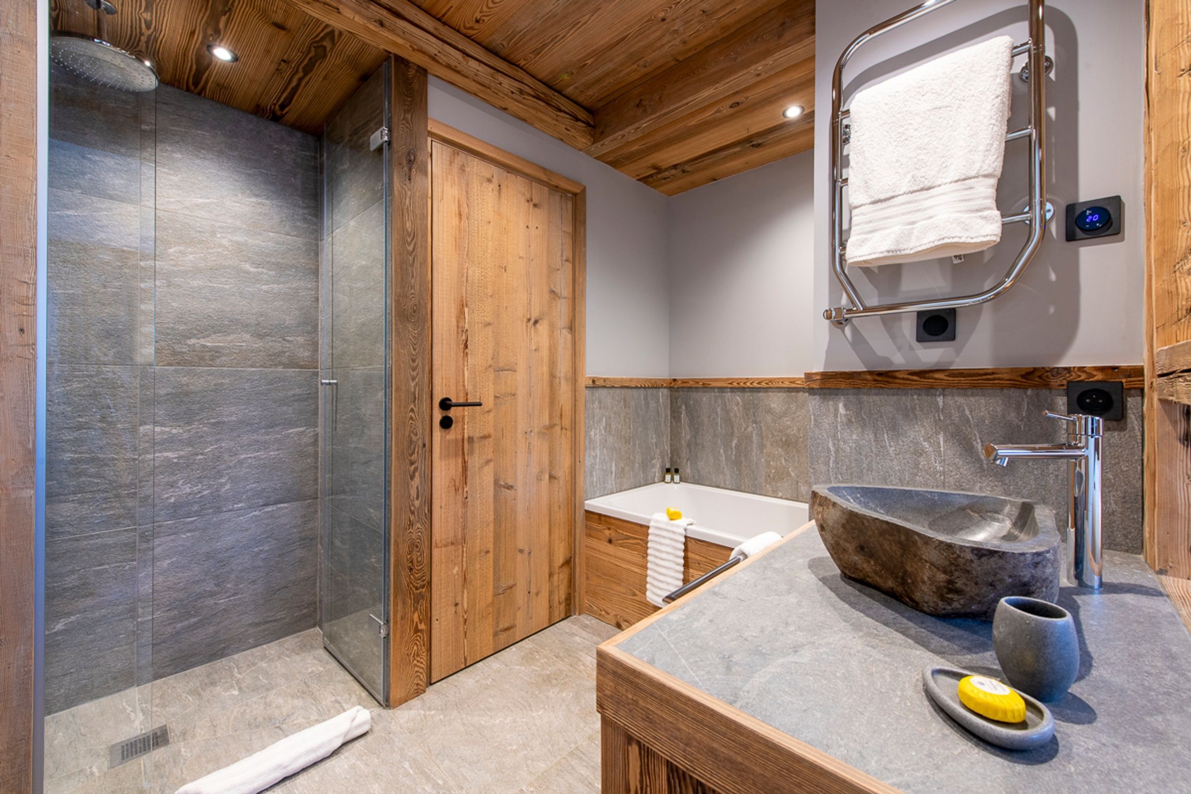 chalet-1855-image-10