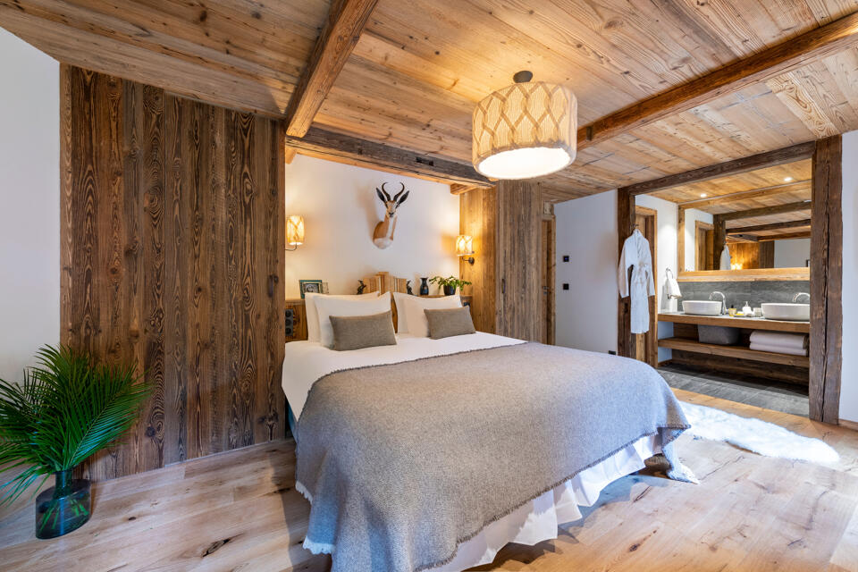 Chalet Akaroa Gallery Image 2