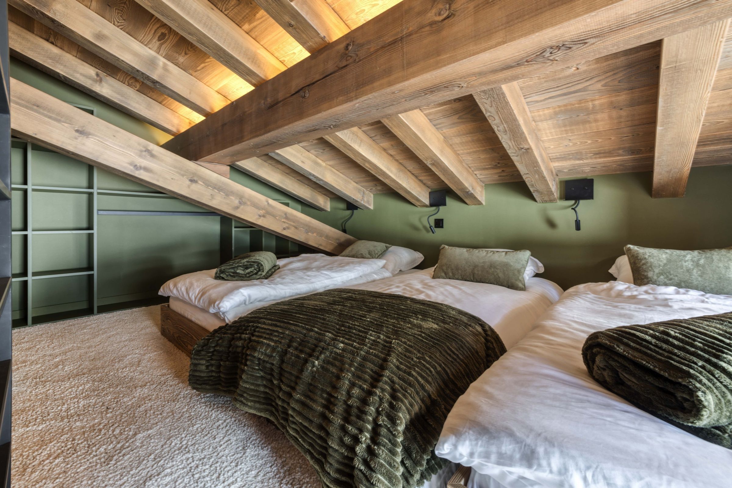 Chalet Alpine Cocoon Gallary Image 1