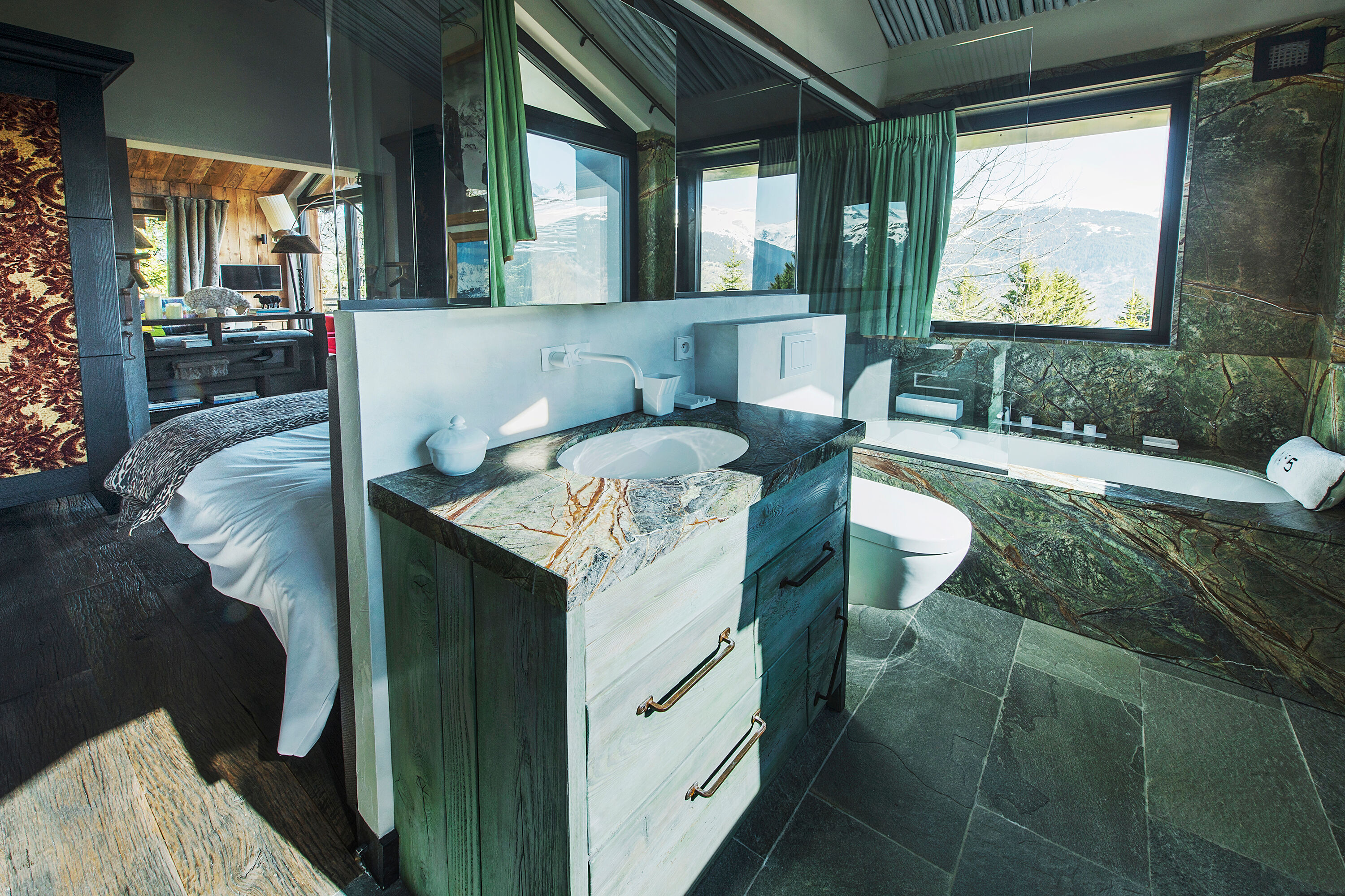 Chalet Anakin Gallary Image 1