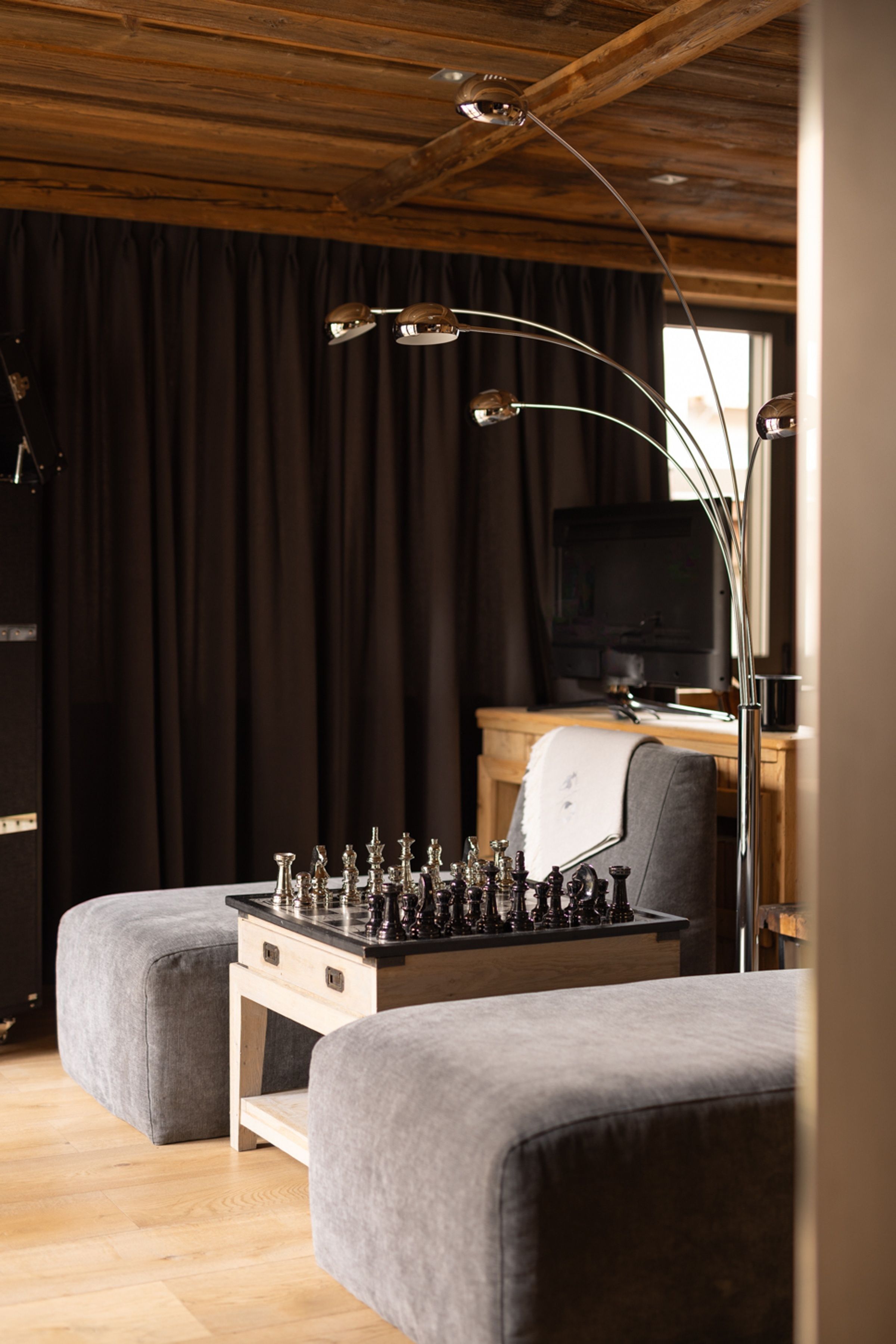 Chalet Aneo Gallary Image 1