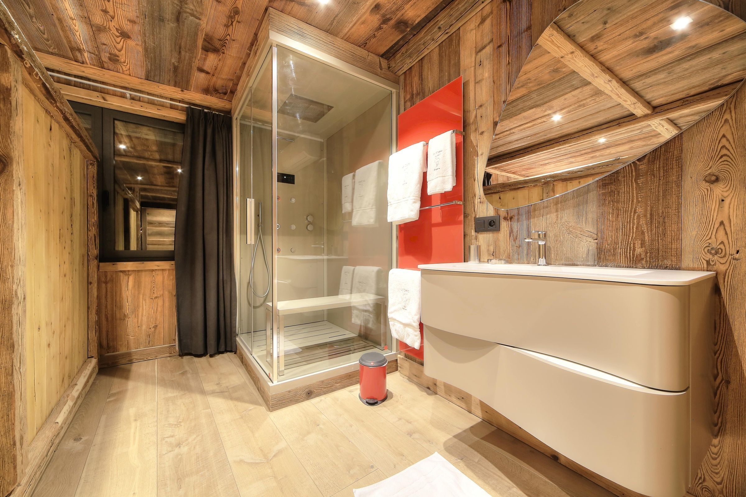 Chalet Aneo Gallary Image 2