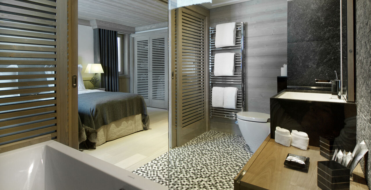 chalet-black-pearl-image-7