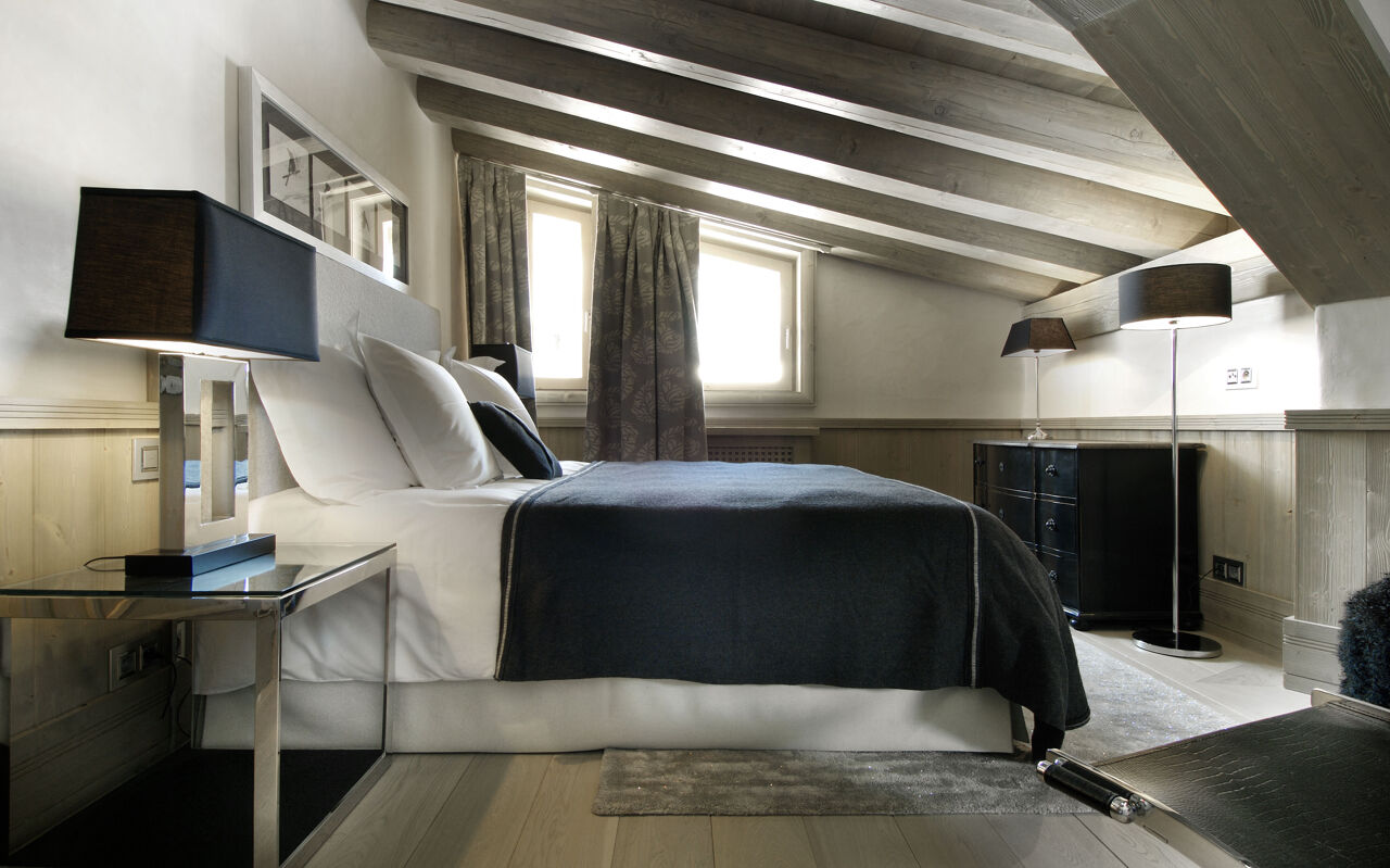 chalet-black-pearl-image-8