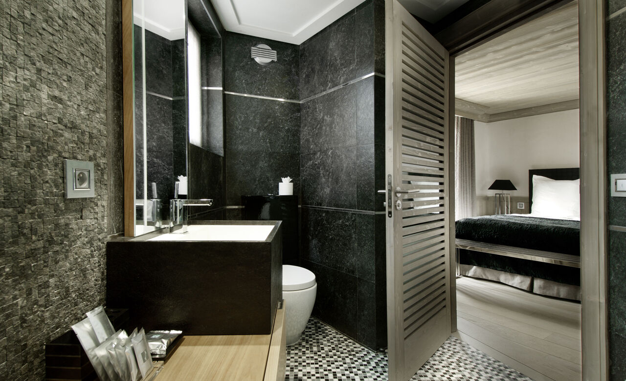 chalet-black-pearl-image-9