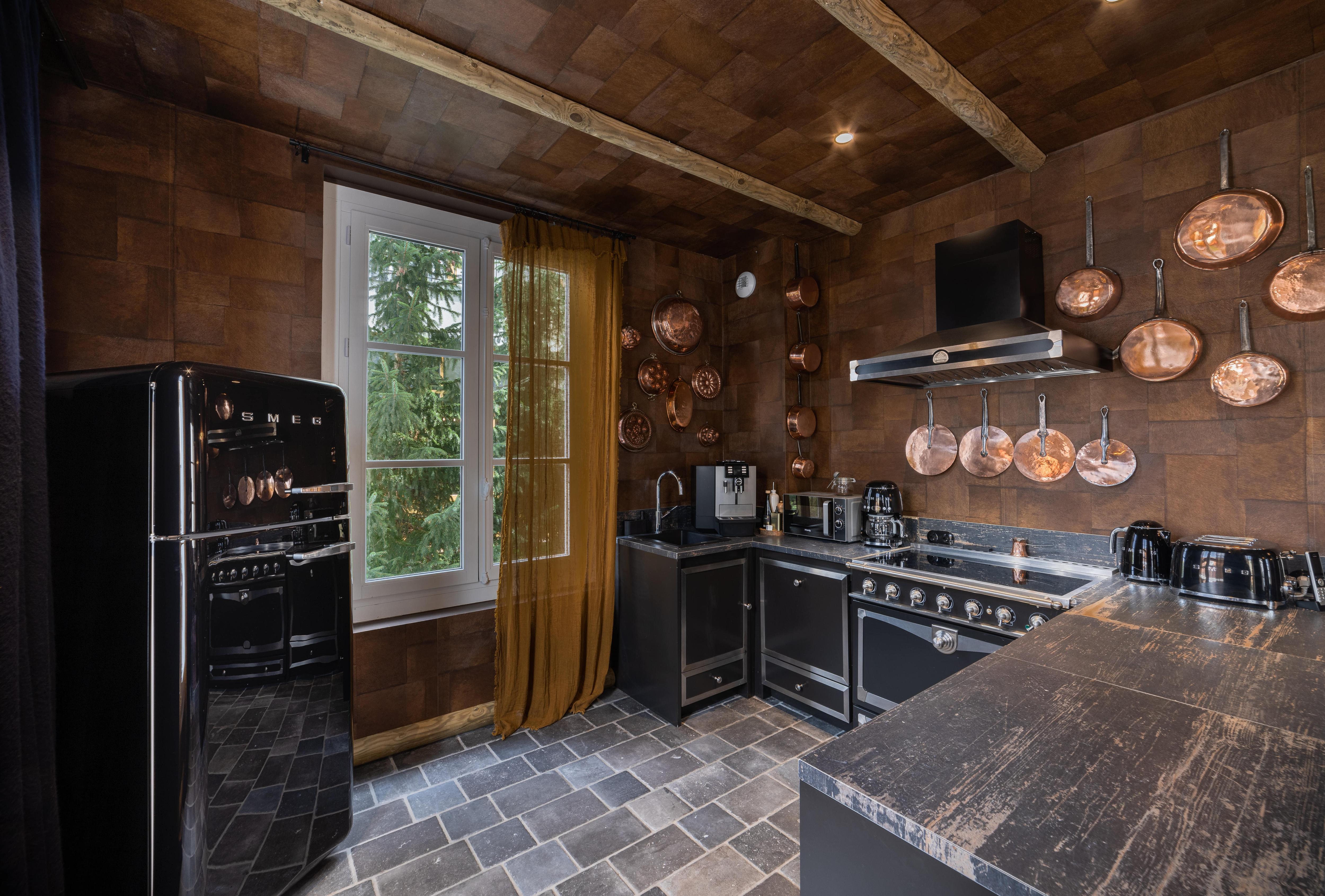 chalet-blond-image-4
