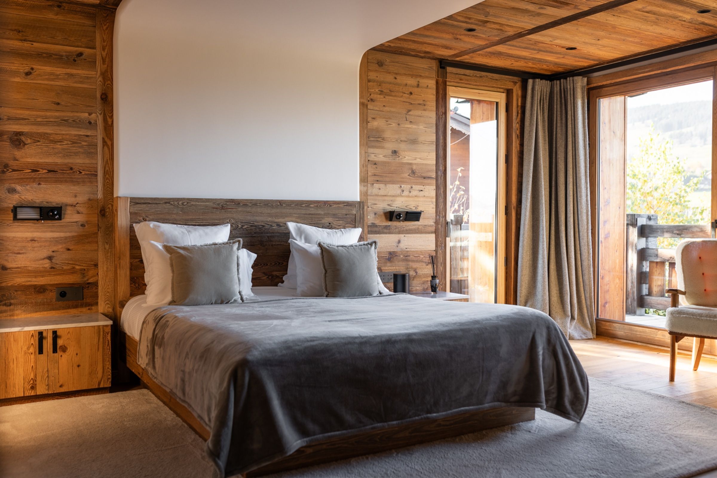 Chalet Cosmos Gallary Image 1