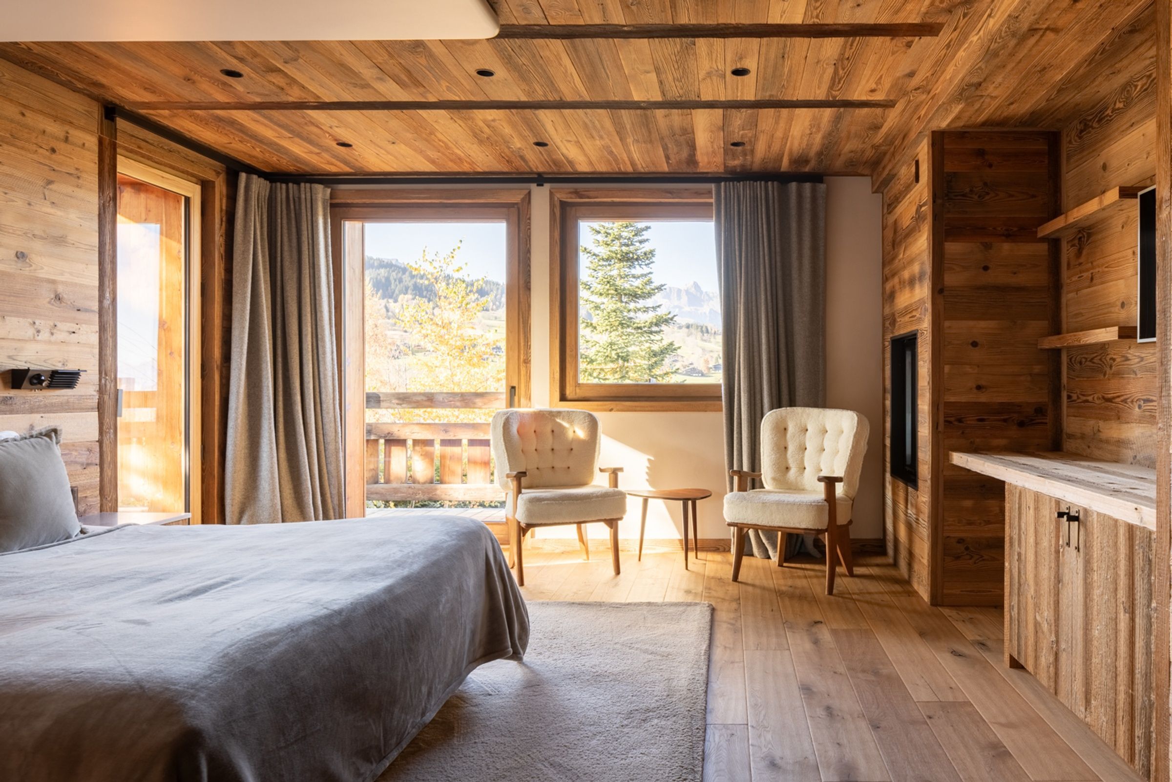 Chalet Cosmos Gallary Image 2