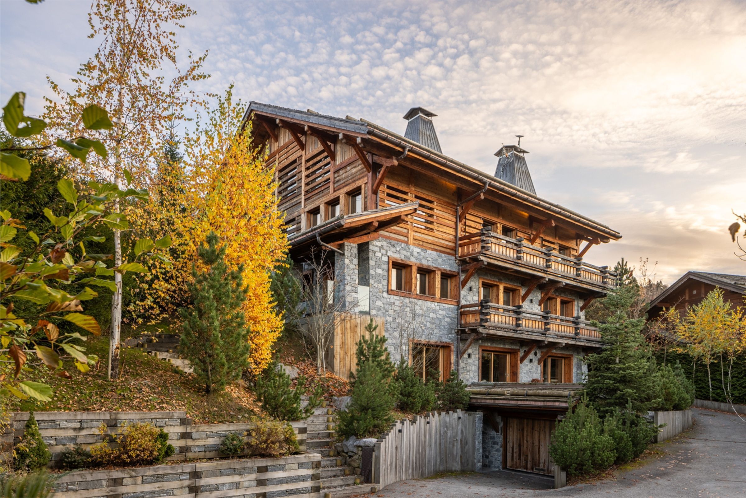 Chalet Cosmos Gallary Image 2