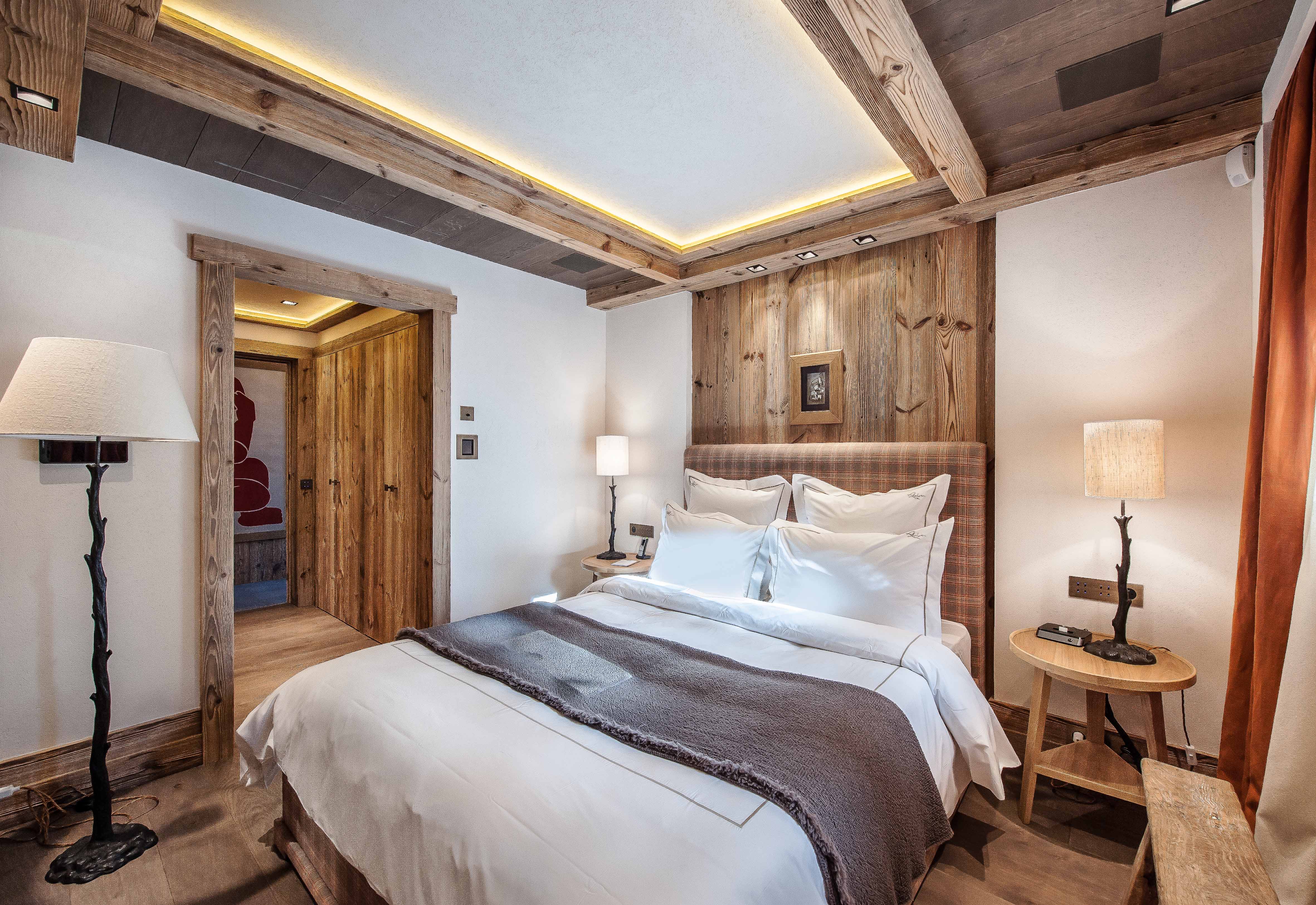 Chalet Crystaile Gallary Image 3