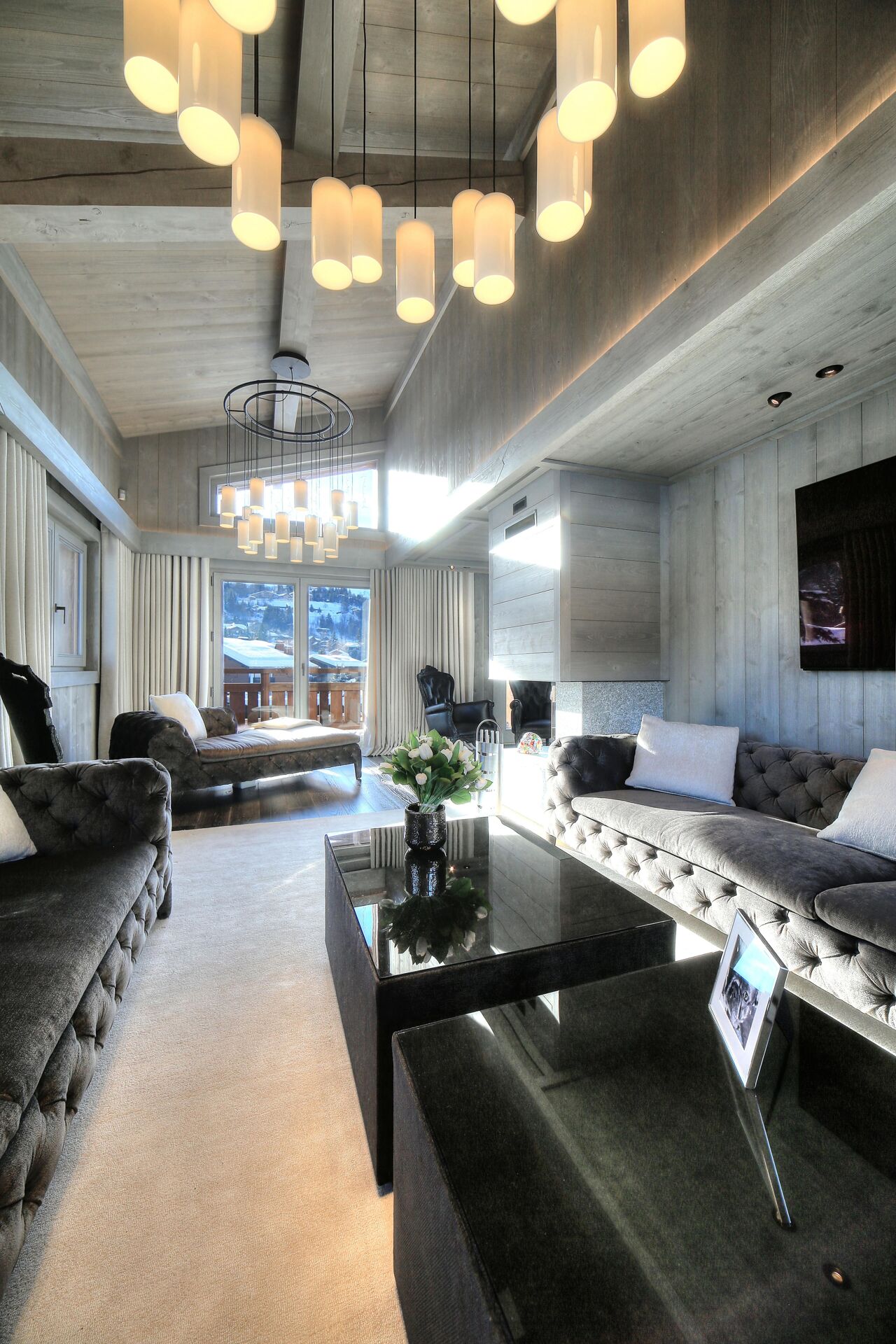 chalet-crystal-image-5