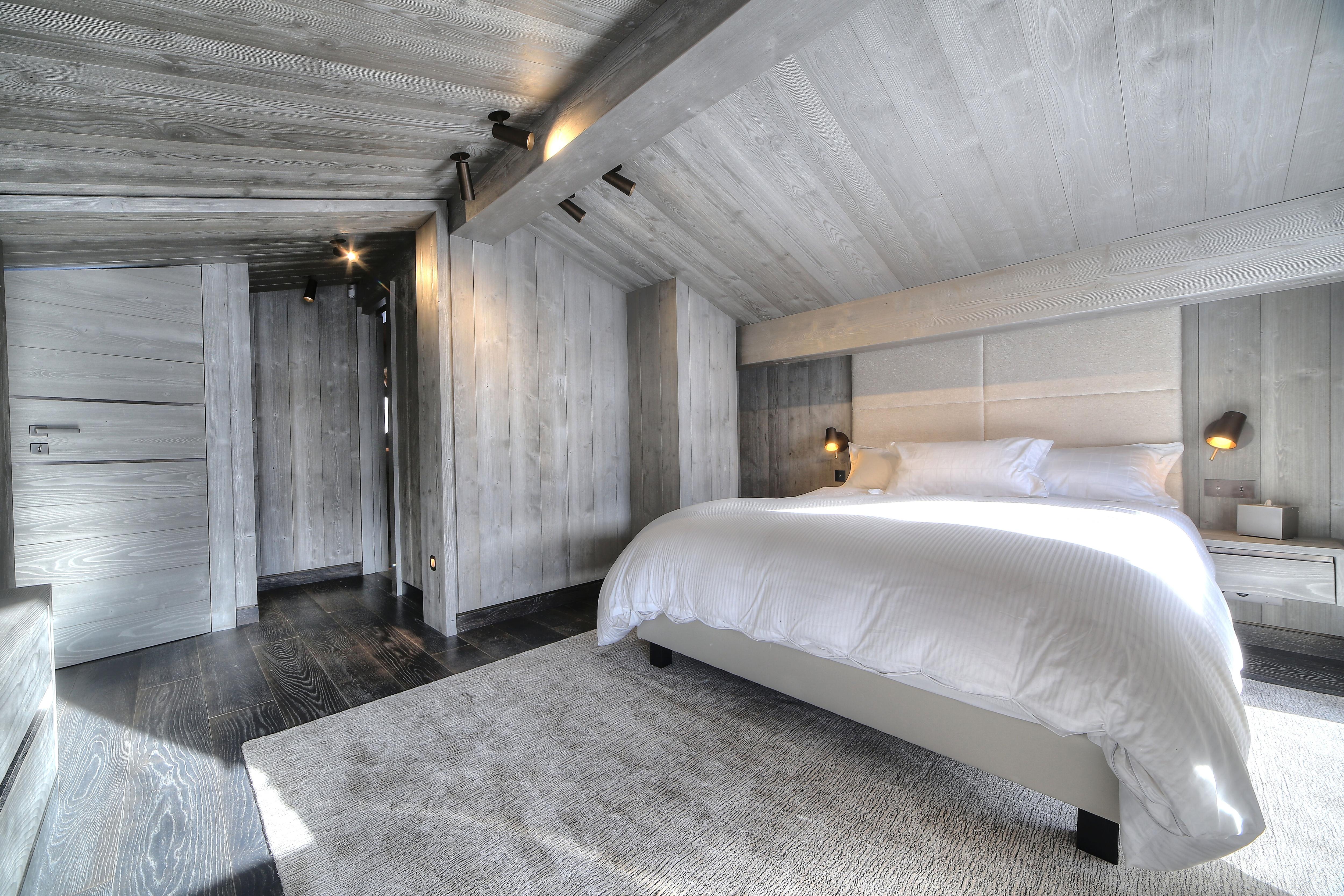 chalet-crystal-image-10