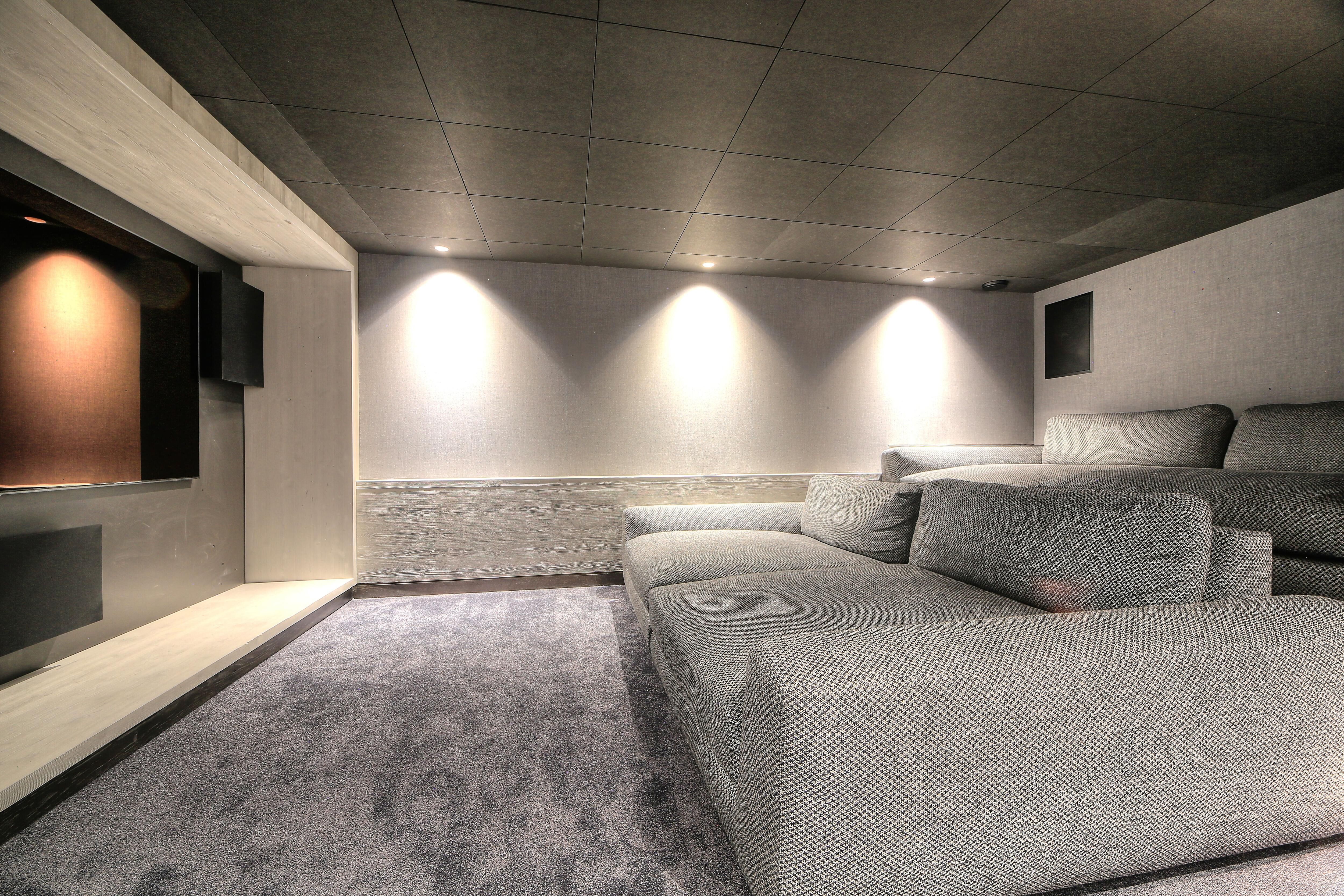 Chalet Crystal Gallary Image 3