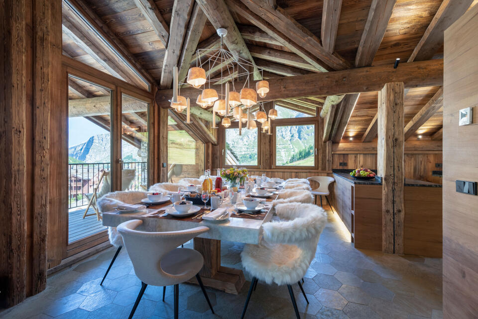 Chalet Face a Face Gallery Image 3