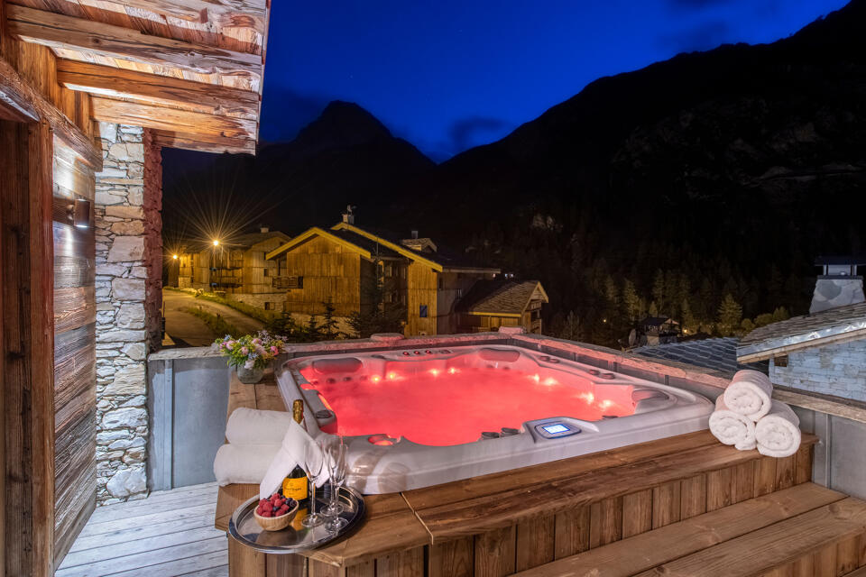 Chalet Face a Face Gallery Image 3