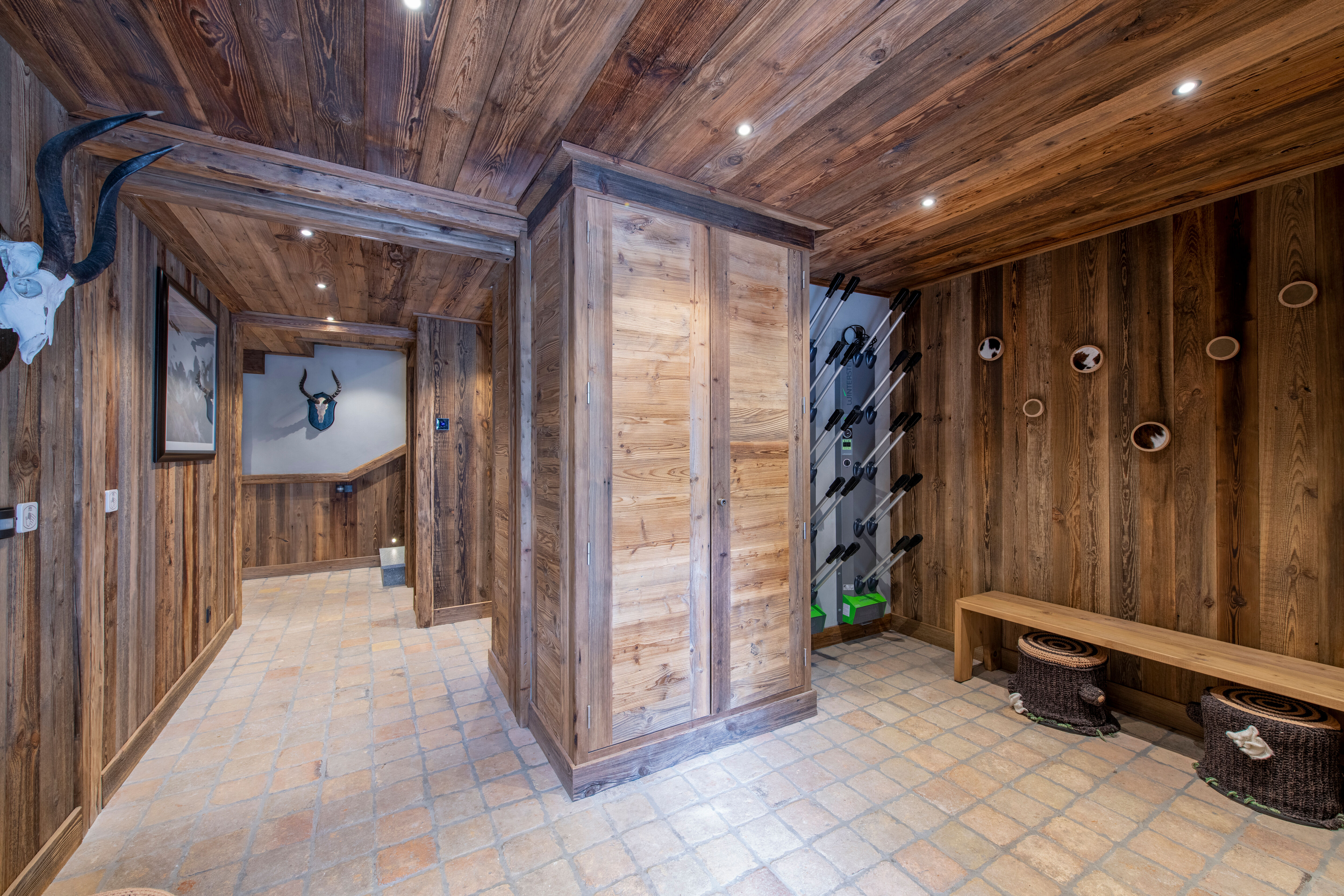 Chalet Face a Face Gallary Image 6