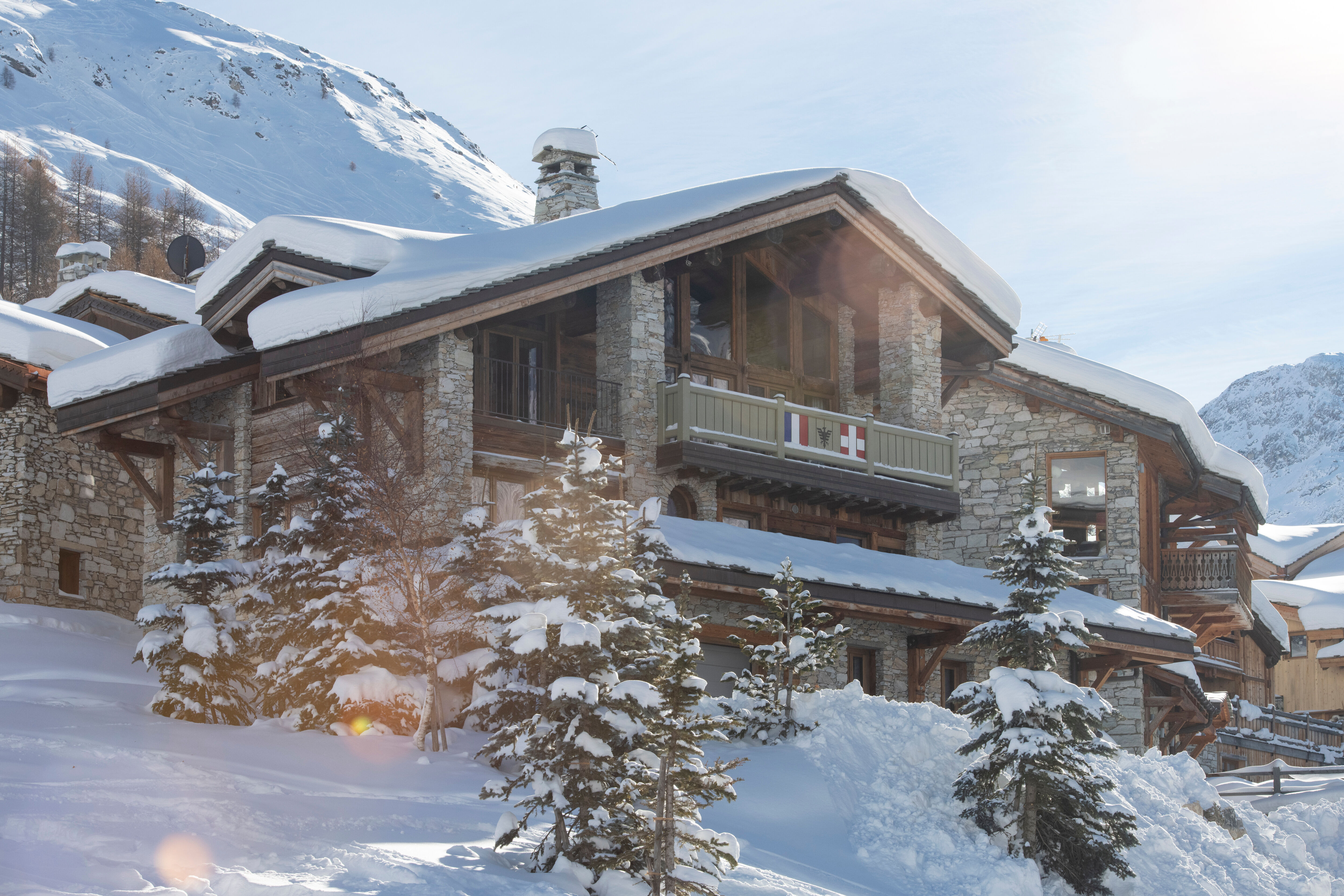 Chalet Face a Face Gallary Image 4