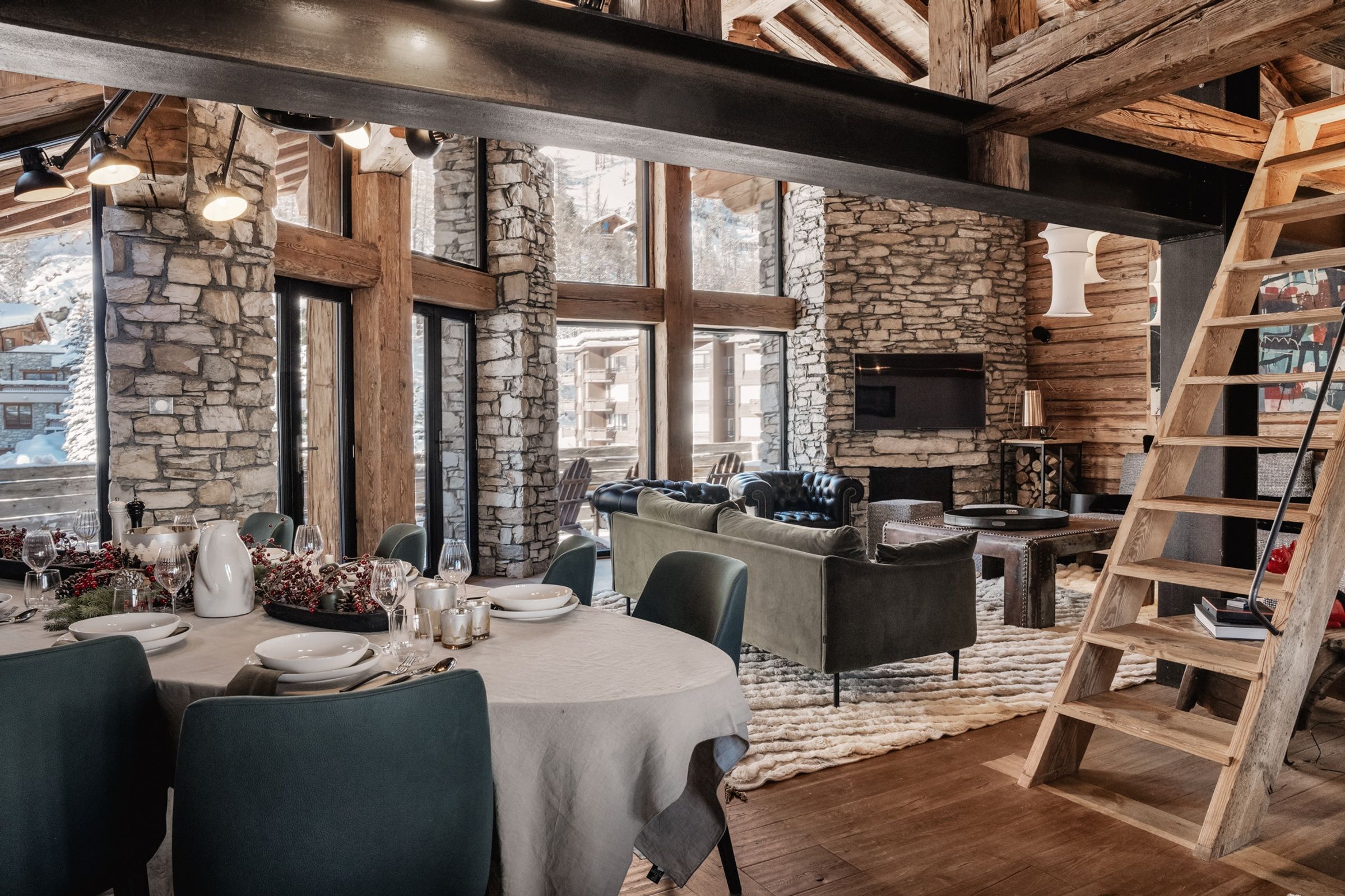 chalet-face-image-3