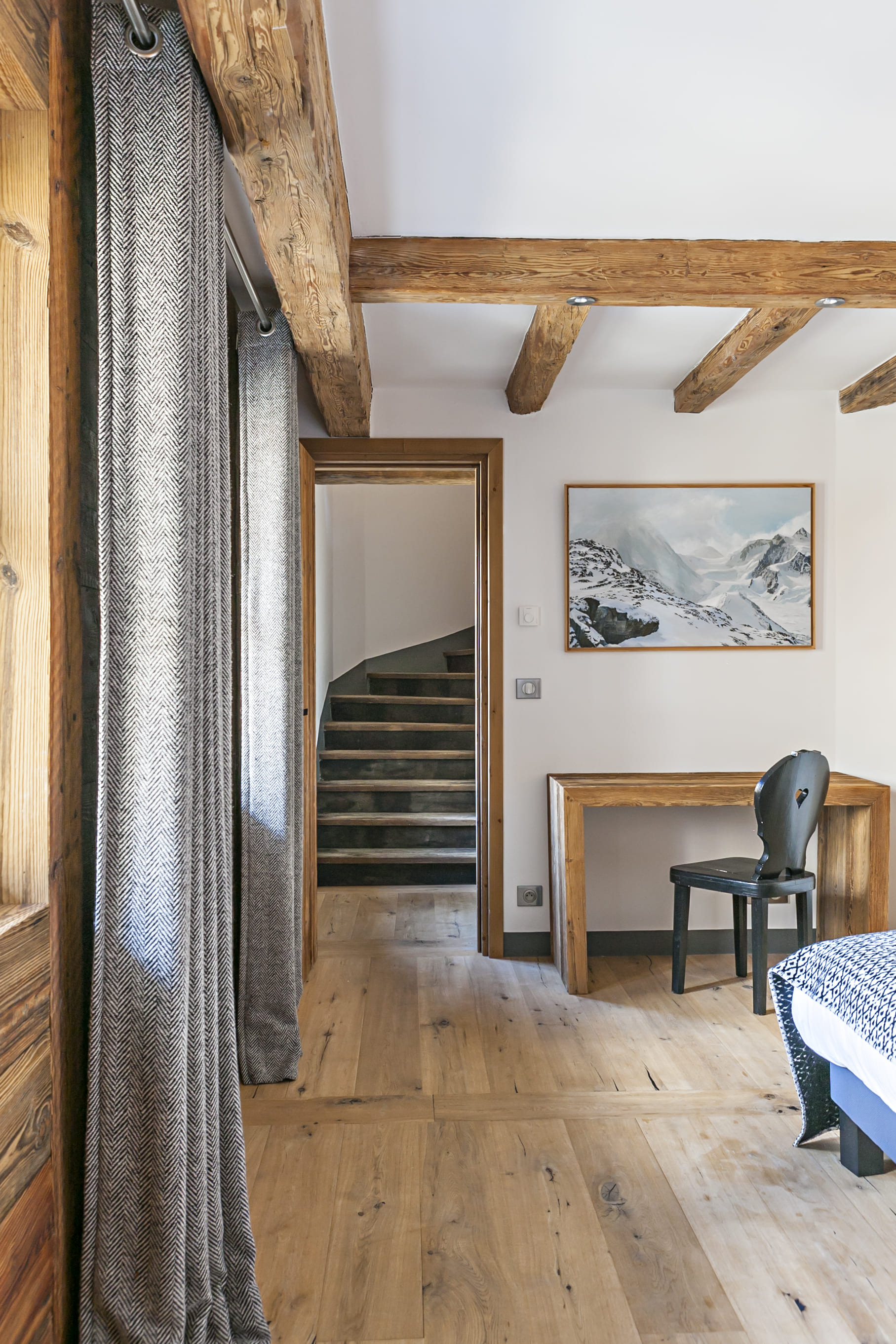 chalet-face-image-8