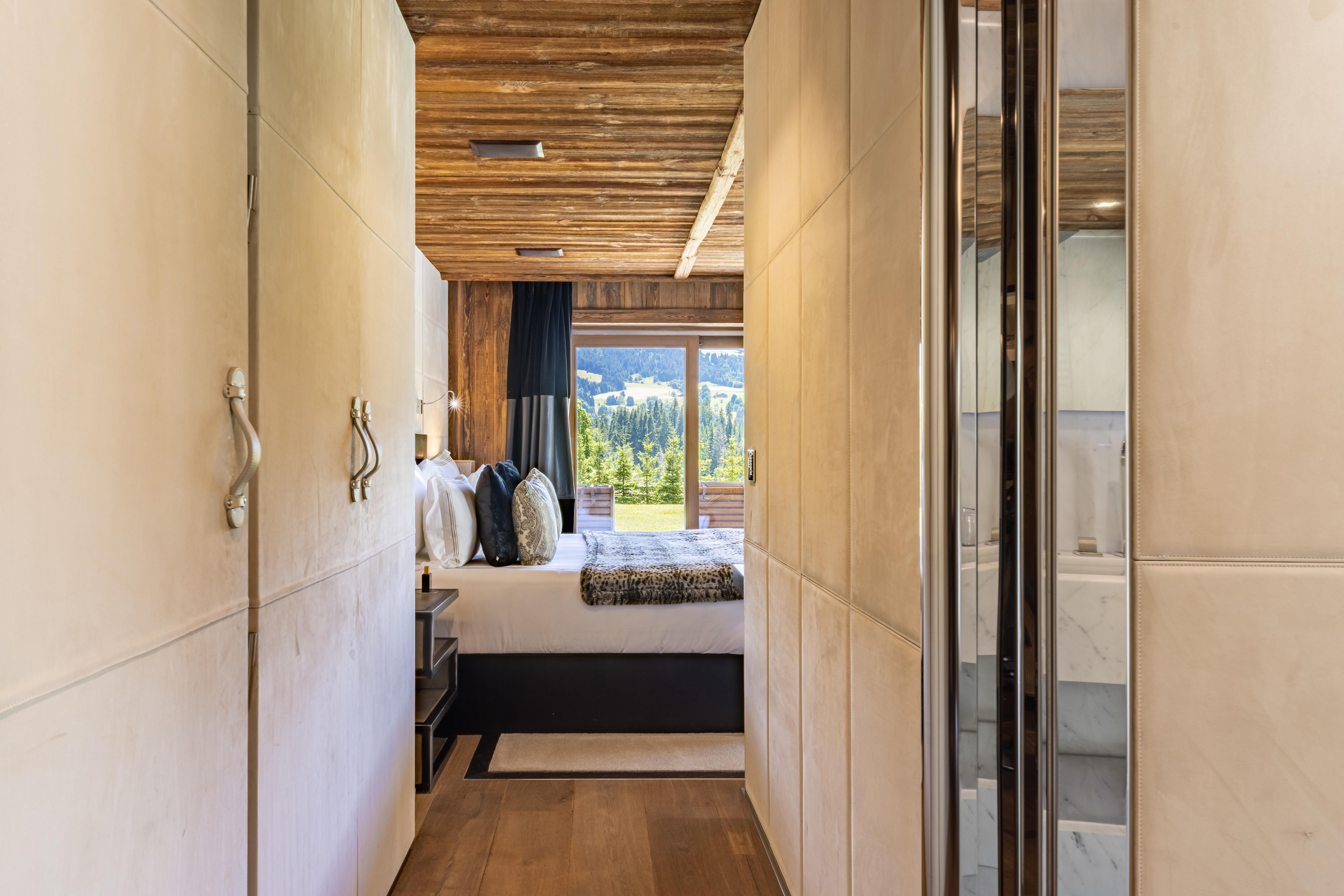 Chalet Infinite Gallary Image 6