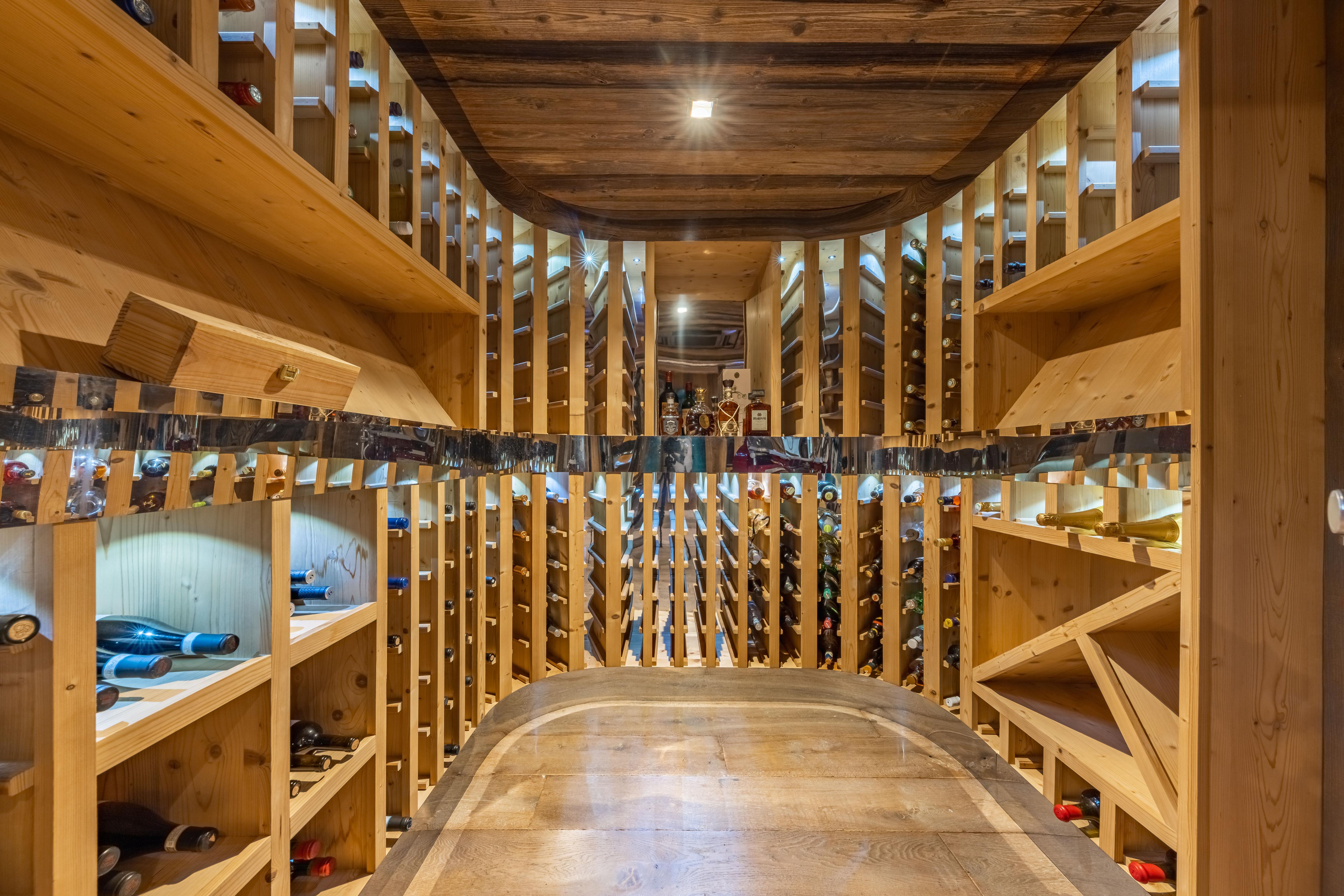 Chalet Infinite Gallary Image 1