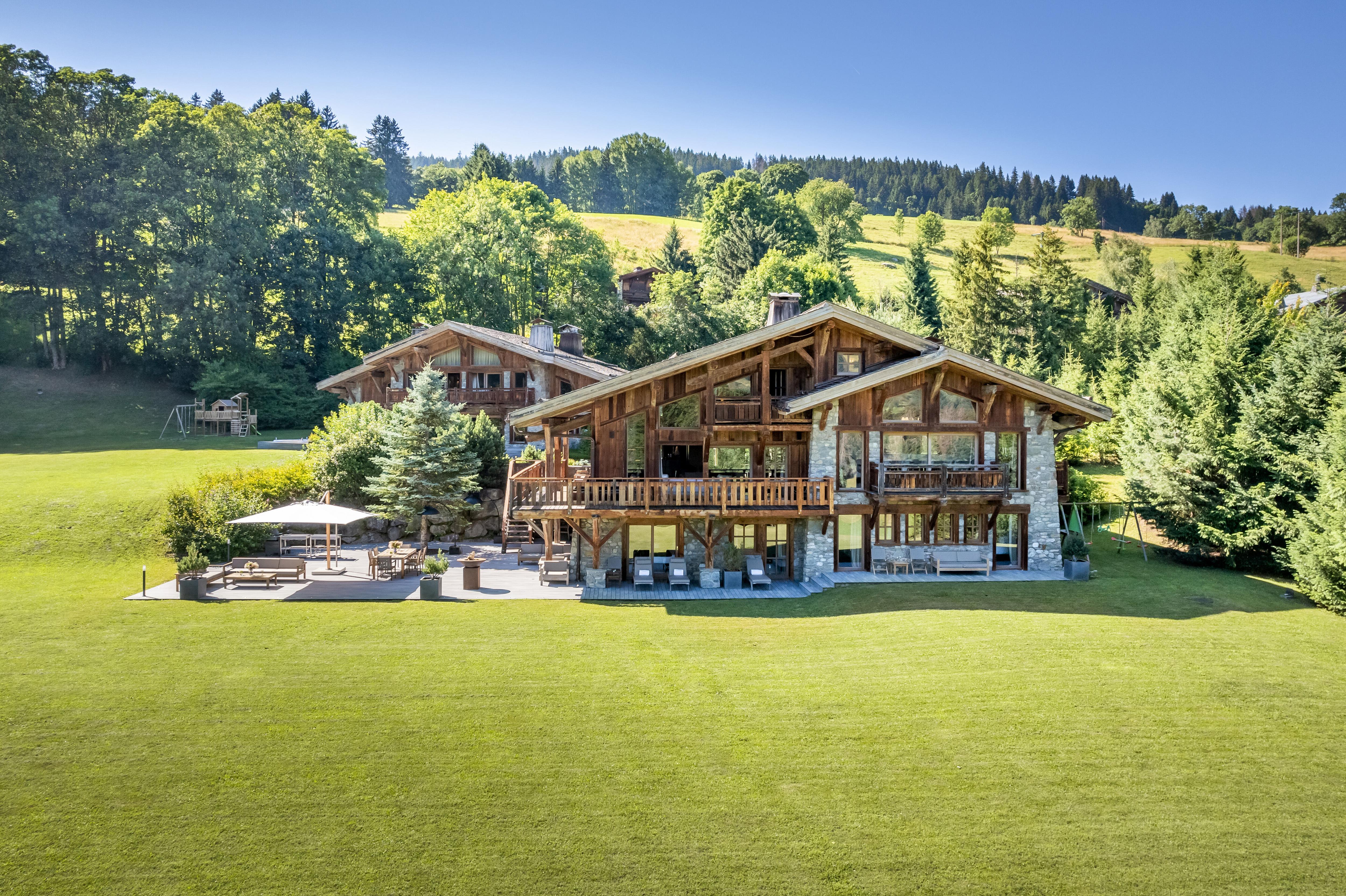 Chalet Infinite Gallary Image 2