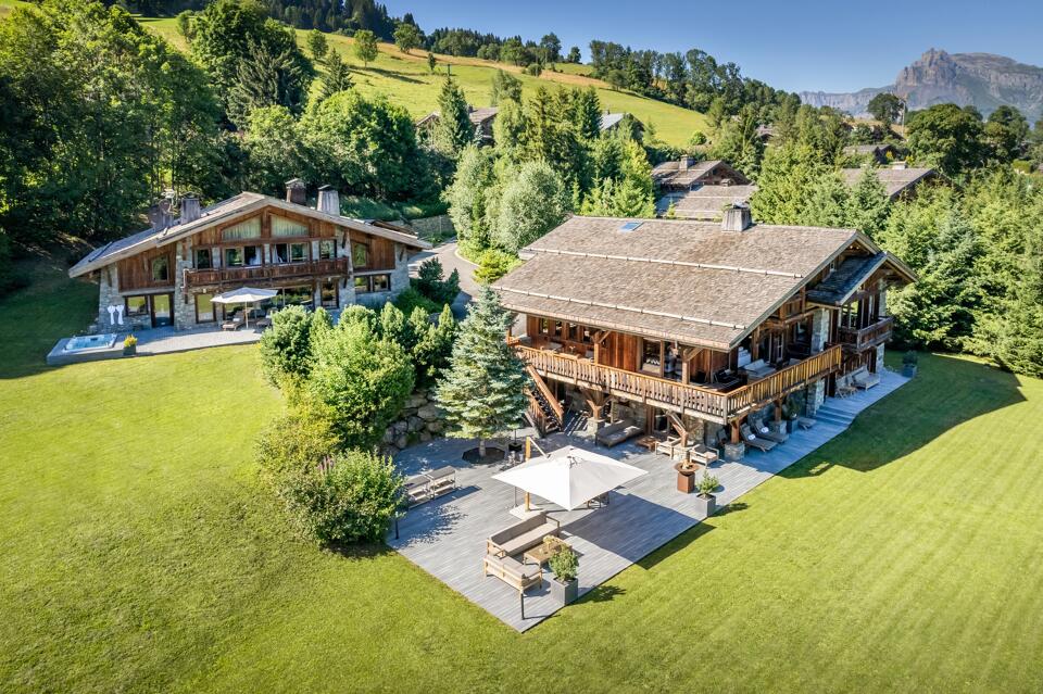Chalet Infinite Gallery Image 3