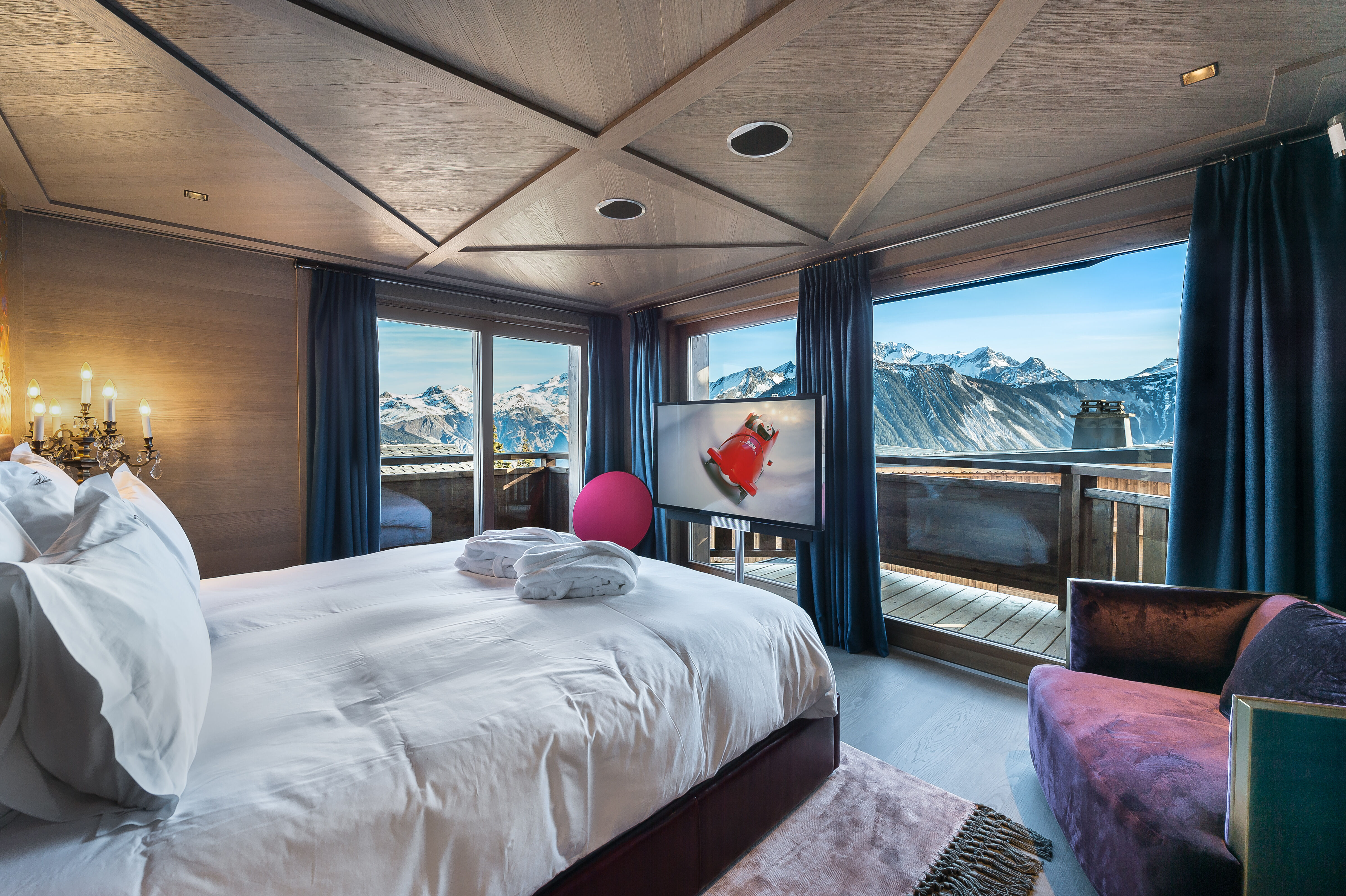 Chalet La Datcha 1850 Gallary Image 4