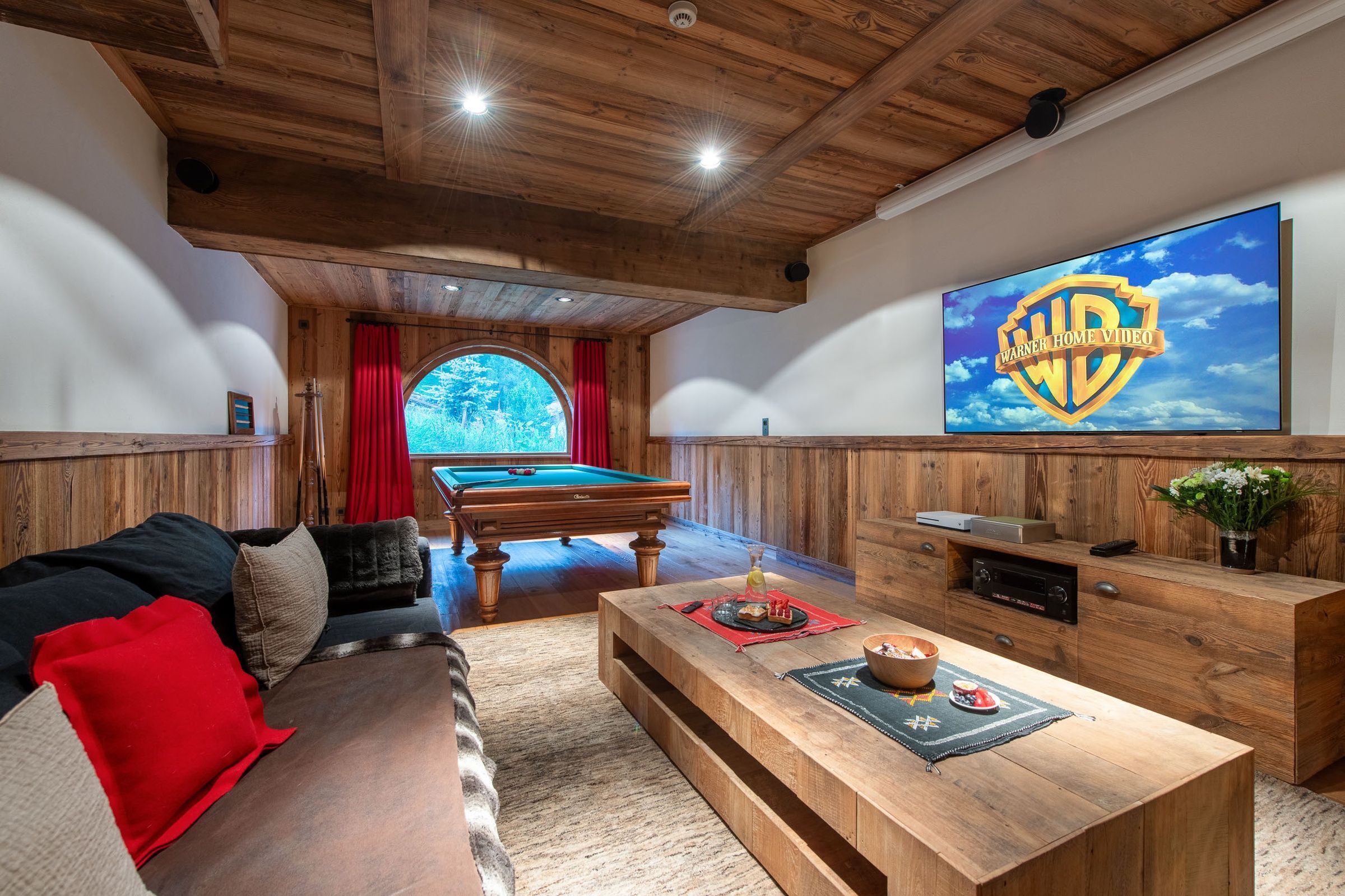 Chalet Lashca Gallary Image 4