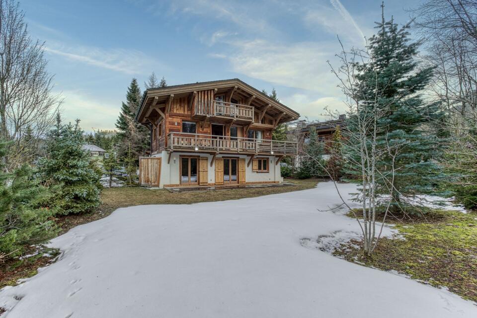 Chalet Le Ruisseau d'Arbois Gallery Image 1
